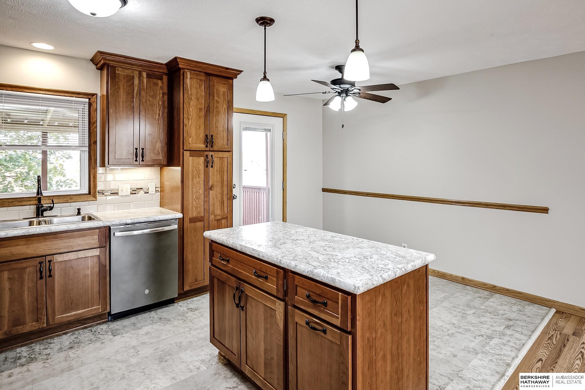 Bellevue, Nebraska 68157, United States, 3 Bedrooms Bedrooms, ,2 BathroomsBathrooms,Residential,Active,240921