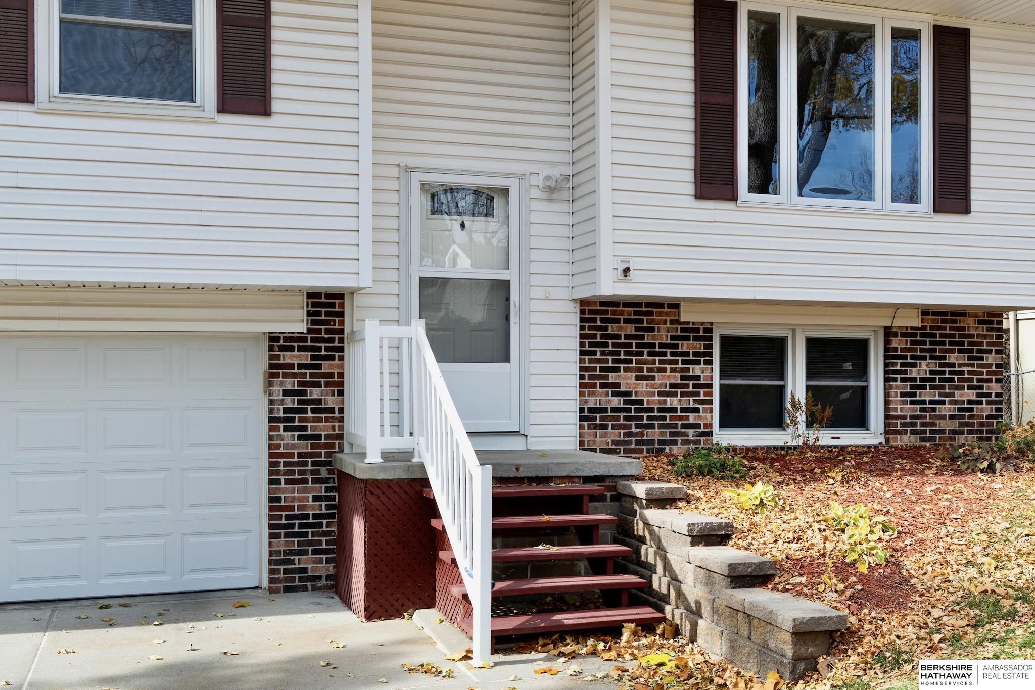 Bellevue, Nebraska 68157, United States, 3 Bedrooms Bedrooms, ,2 BathroomsBathrooms,Residential,Active,240921