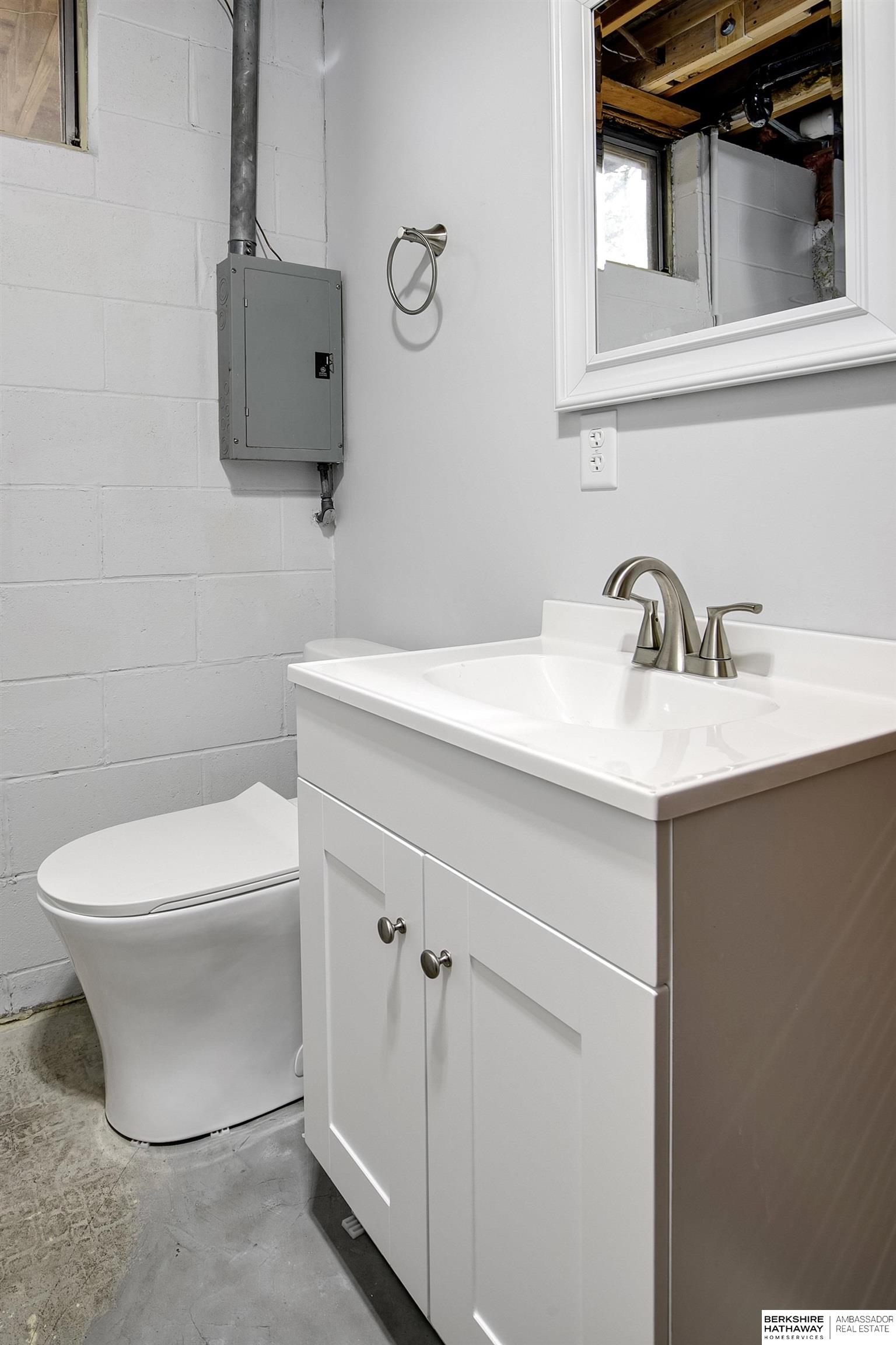 Bellevue, Nebraska 68157, United States, 3 Bedrooms Bedrooms, ,2 BathroomsBathrooms,Residential,Active,240921