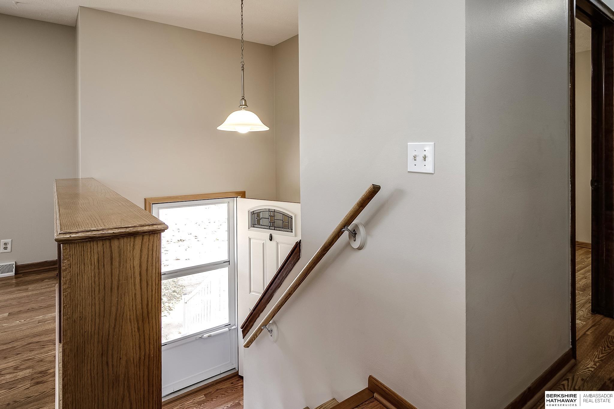 Bellevue, Nebraska 68157, United States, 3 Bedrooms Bedrooms, ,2 BathroomsBathrooms,Residential,Active,240921