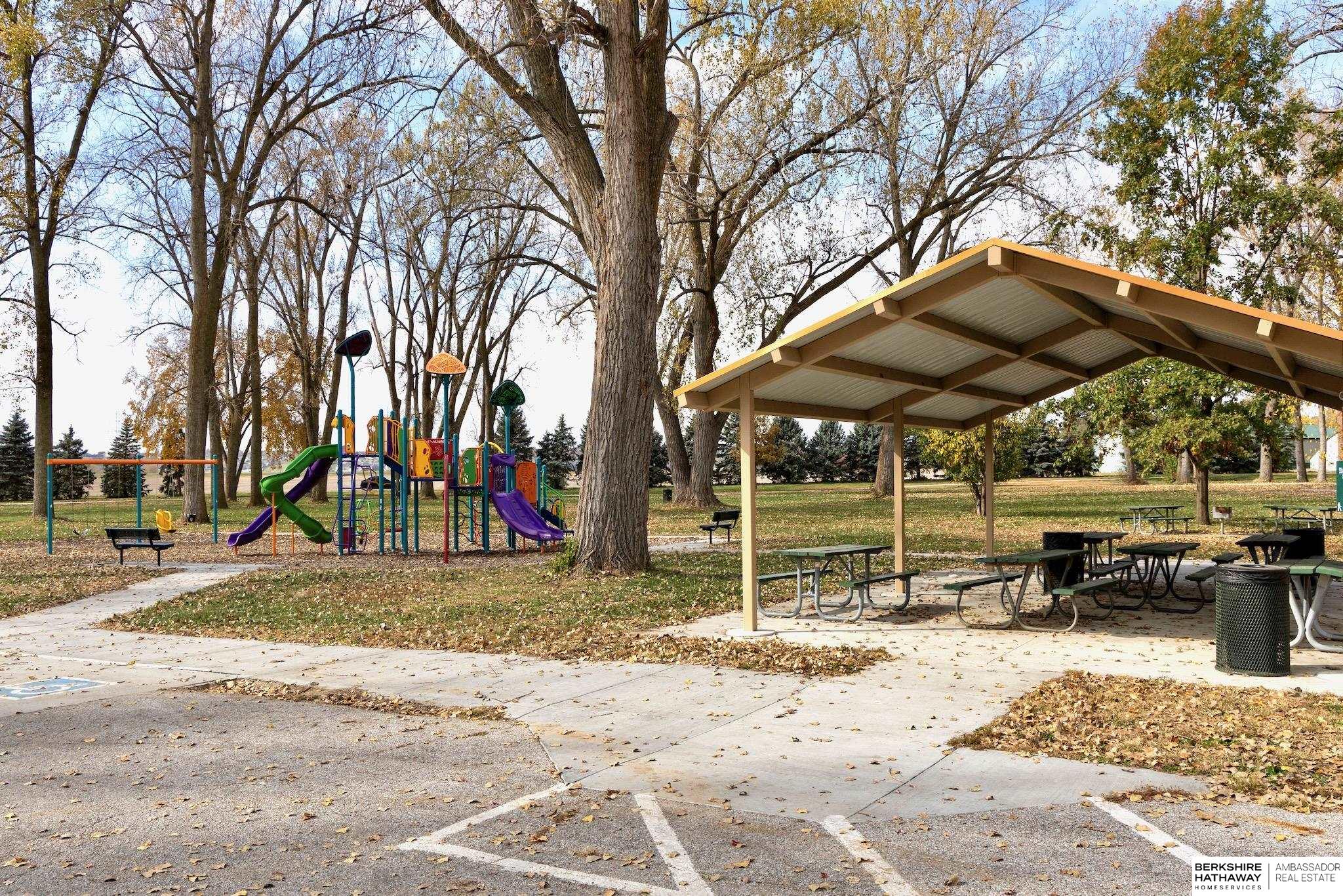 Bellevue, Nebraska 68157, United States, 3 Bedrooms Bedrooms, ,2 BathroomsBathrooms,Residential,Active,240921