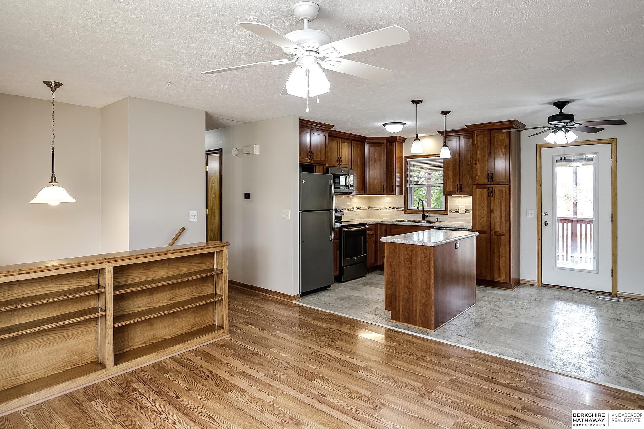 Bellevue, Nebraska 68157, United States, 3 Bedrooms Bedrooms, ,2 BathroomsBathrooms,Residential,Active,240921