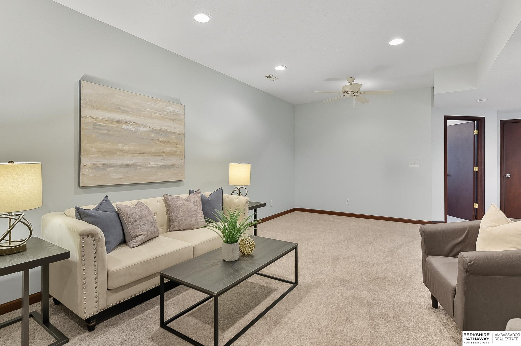 Gretna, Nebraska 68028, United States, 5 Bedrooms Bedrooms, ,3 BathroomsBathrooms,Residential,Active,217947