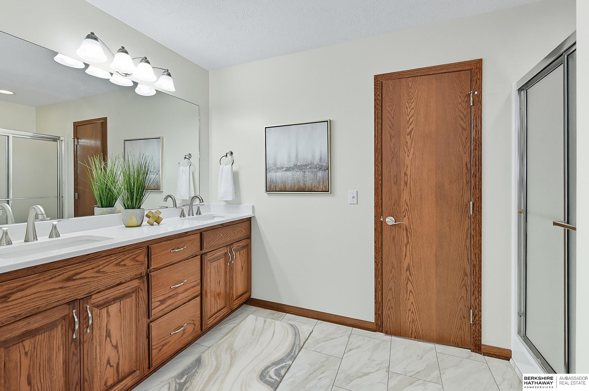 Gretna, Nebraska 68028, United States, 5 Bedrooms Bedrooms, ,3 BathroomsBathrooms,Residential,Active,217947