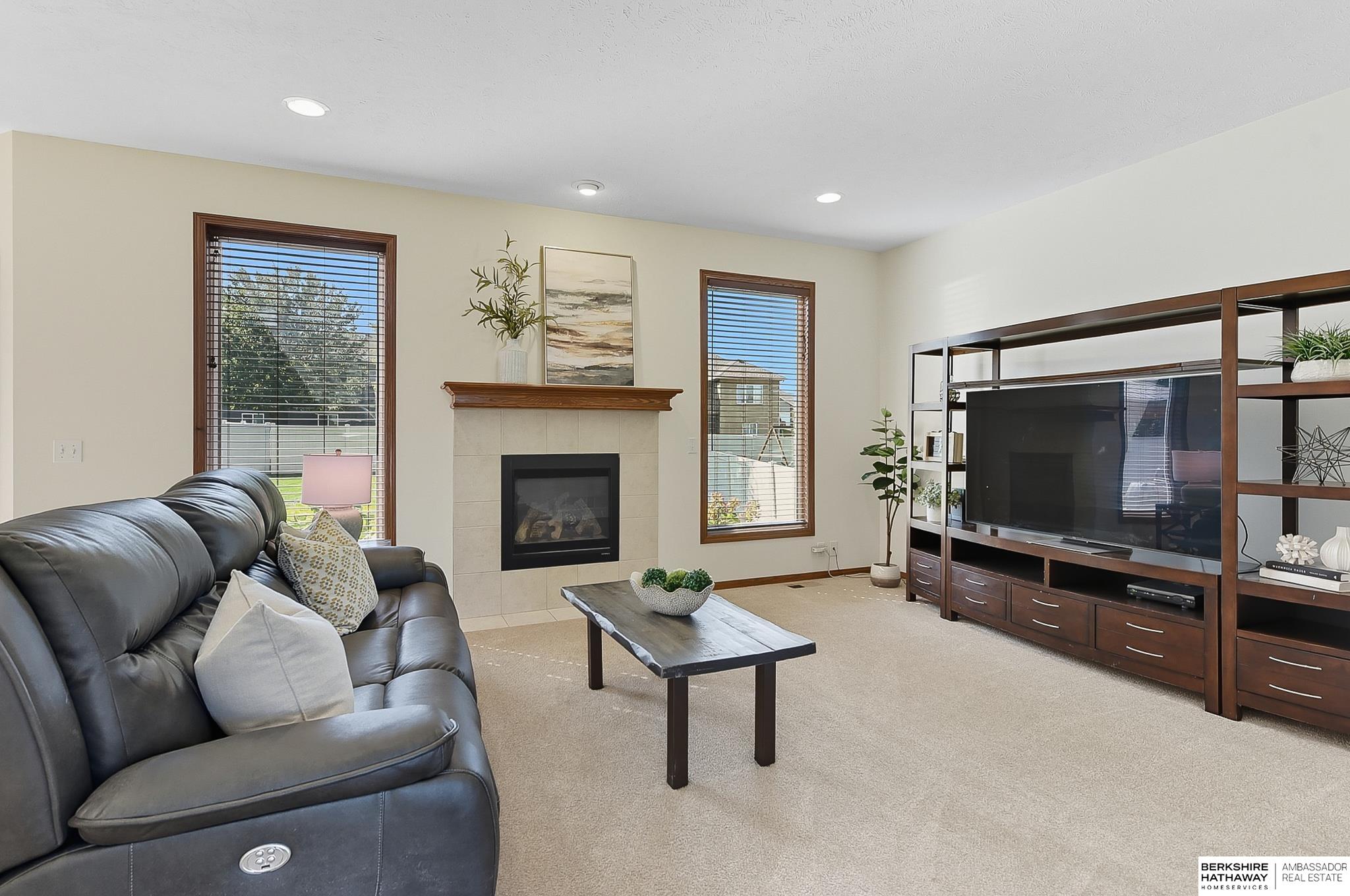 Gretna, Nebraska 68028, United States, 5 Bedrooms Bedrooms, ,3 BathroomsBathrooms,Residential,Active,217947