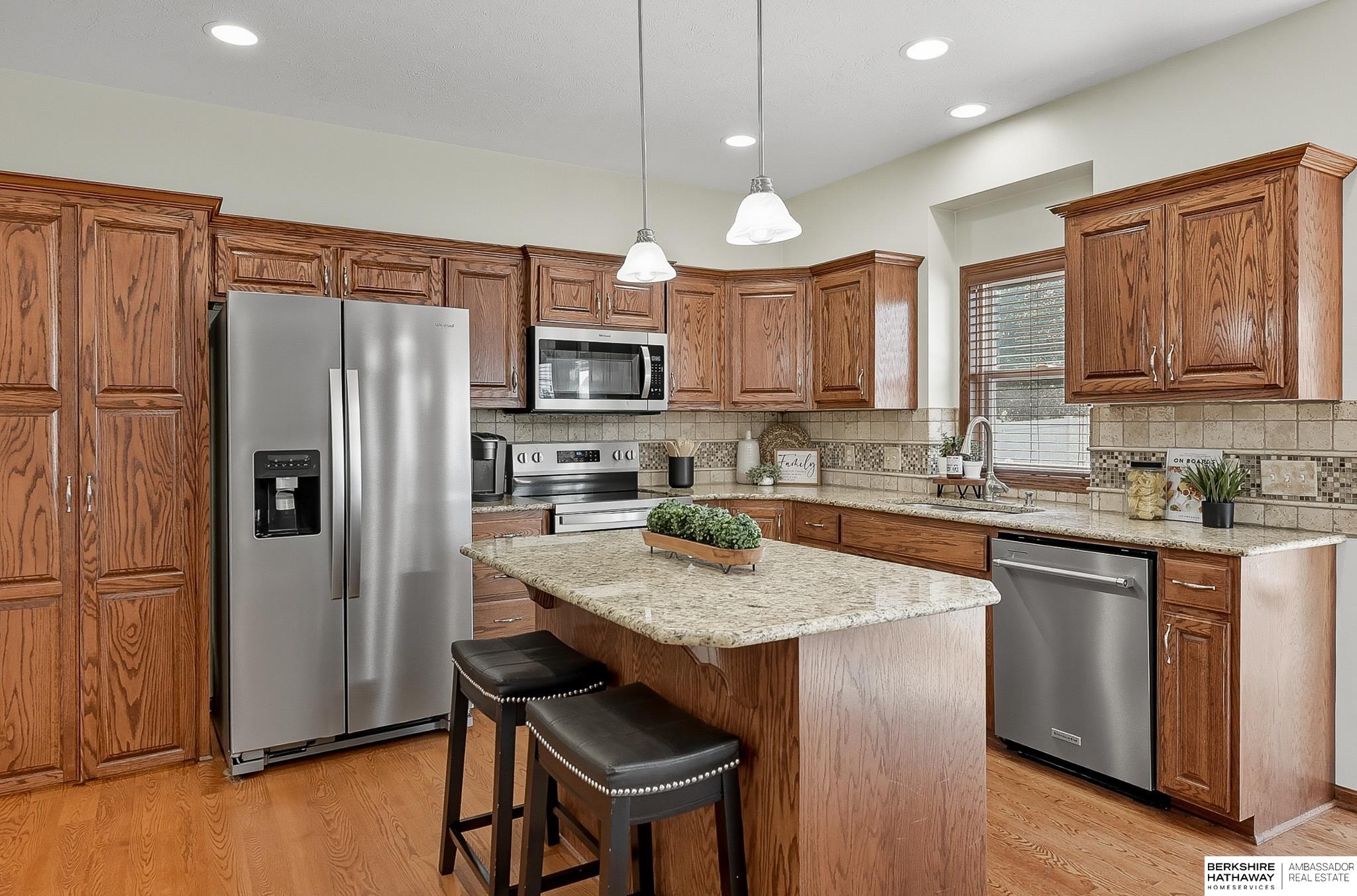 Gretna, Nebraska 68028, United States, 5 Bedrooms Bedrooms, ,3 BathroomsBathrooms,Residential,Active,217947