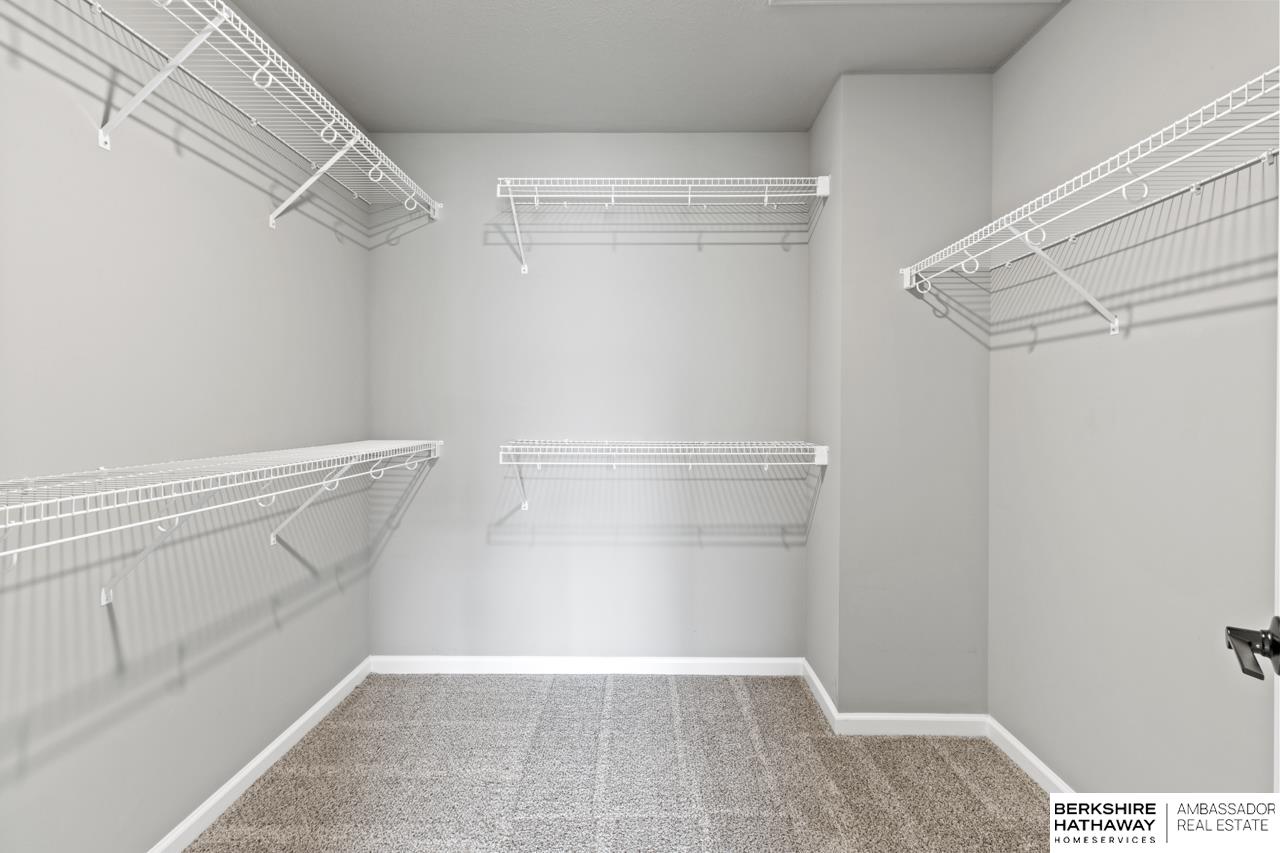 Papillion, Nebraska 68133, United States, 3 Bedrooms Bedrooms, ,2 BathroomsBathrooms,Residential,Active,173285