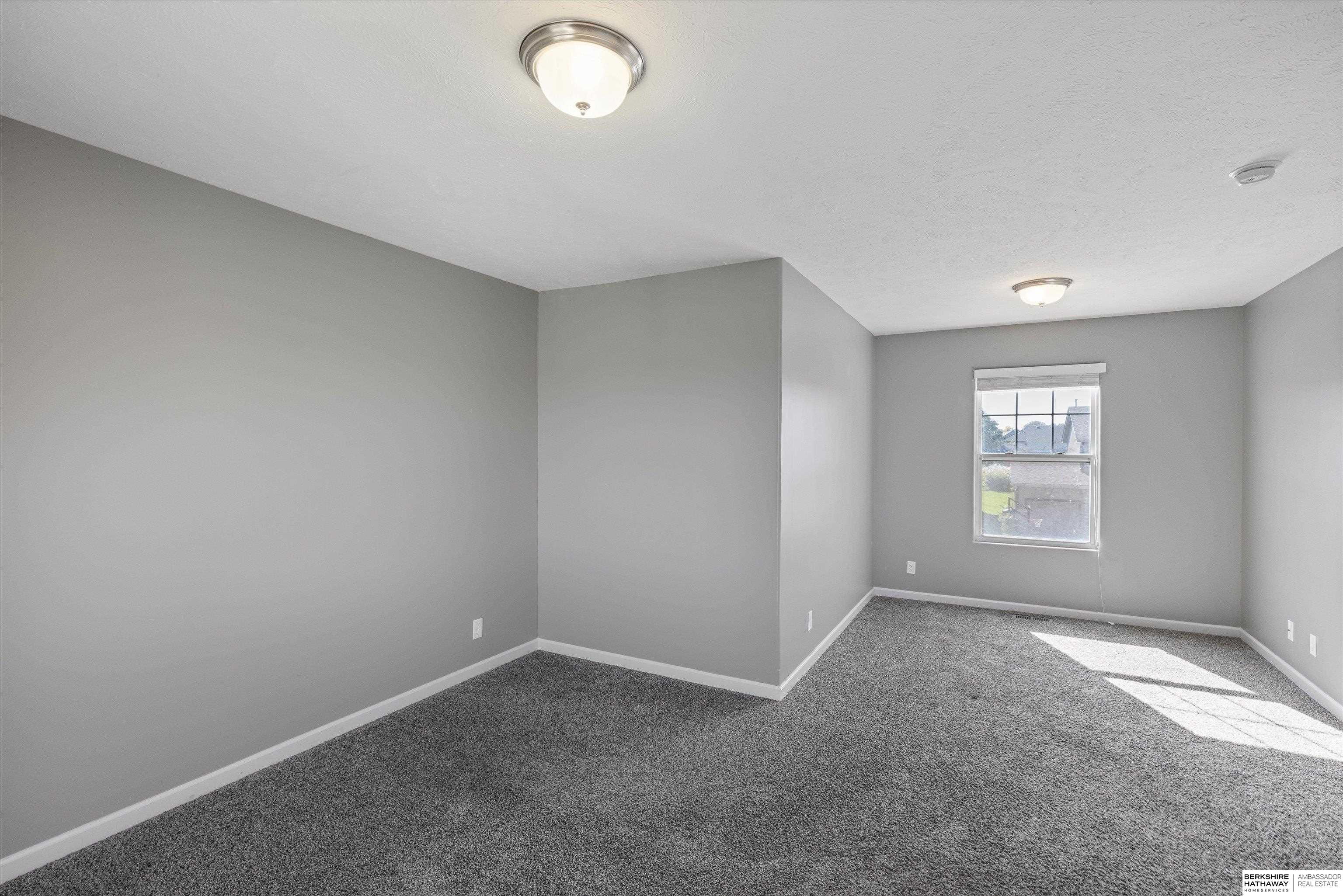 Bennington, Nebraska 68007, United States, 5 Bedrooms Bedrooms, ,3 BathroomsBathrooms,Residential,Active,226333