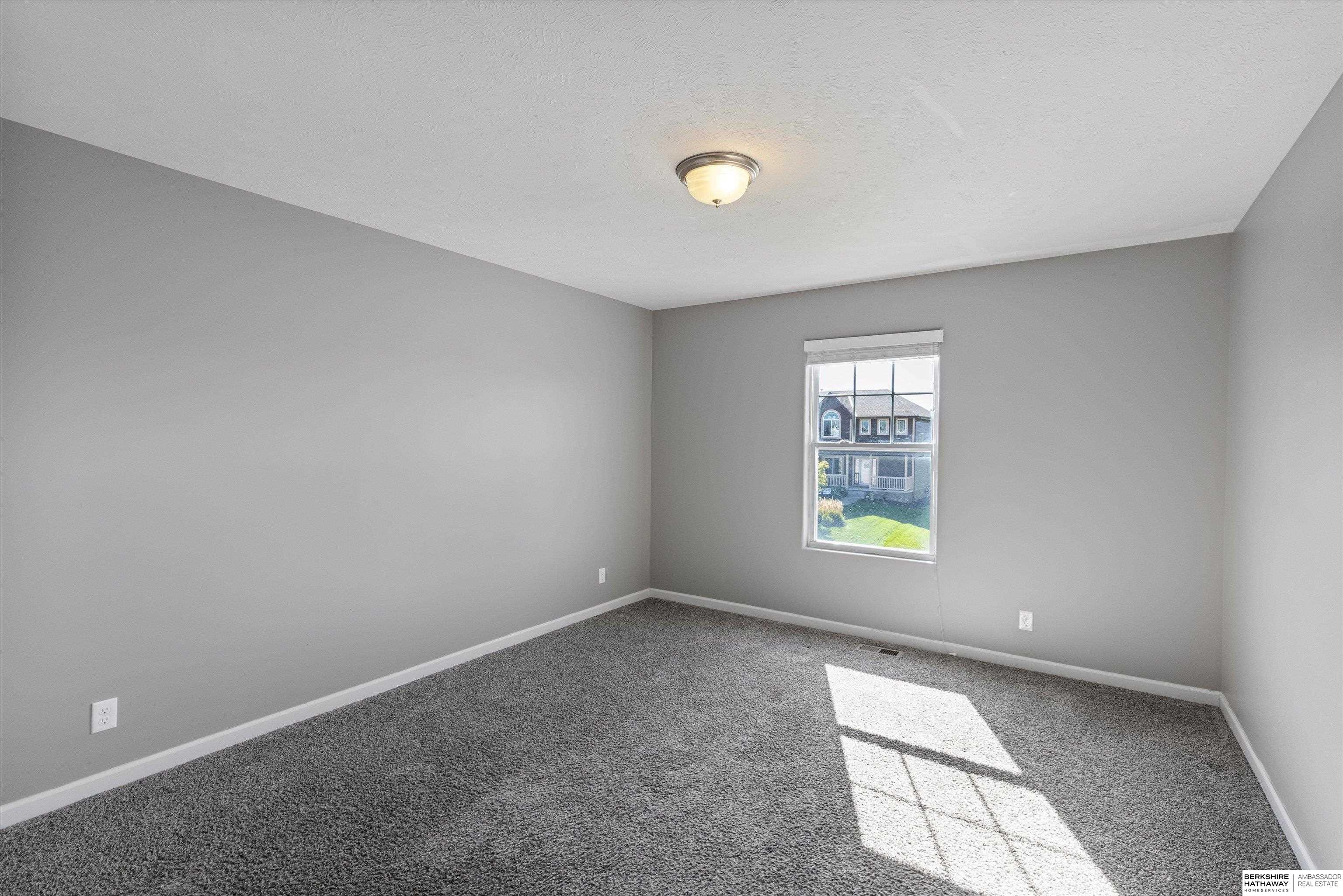 Bennington, Nebraska 68007, United States, 5 Bedrooms Bedrooms, ,3 BathroomsBathrooms,Residential,Active,226333