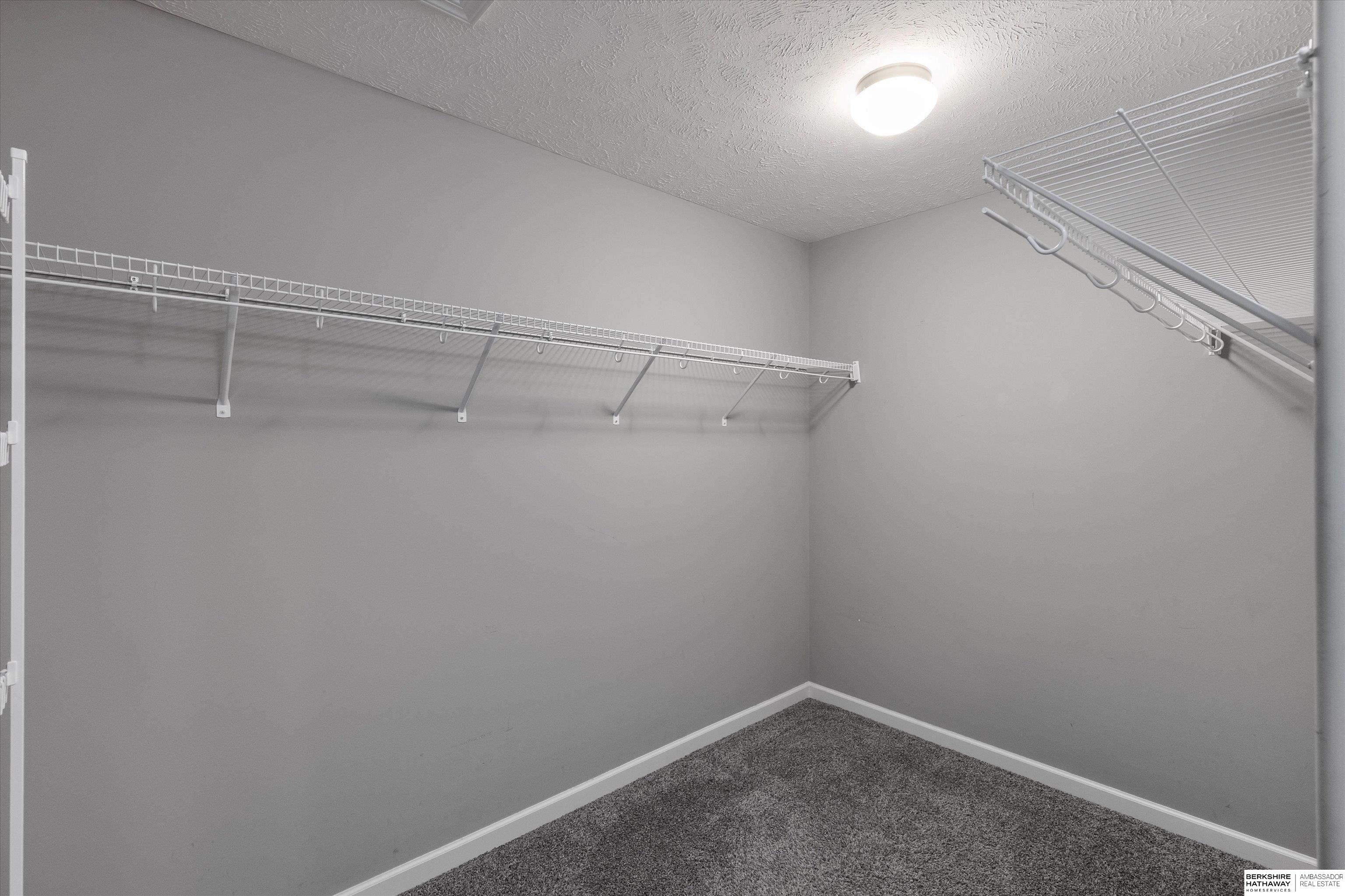 Bennington, Nebraska 68007, United States, 5 Bedrooms Bedrooms, ,3 BathroomsBathrooms,Residential,Active,226333