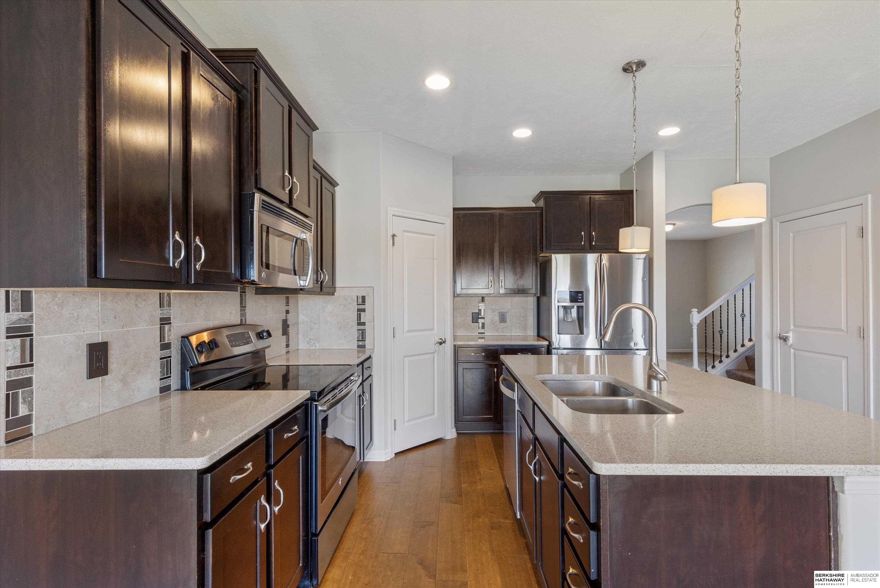 Bennington, Nebraska 68007, United States, 5 Bedrooms Bedrooms, ,3 BathroomsBathrooms,Residential,Active,226333