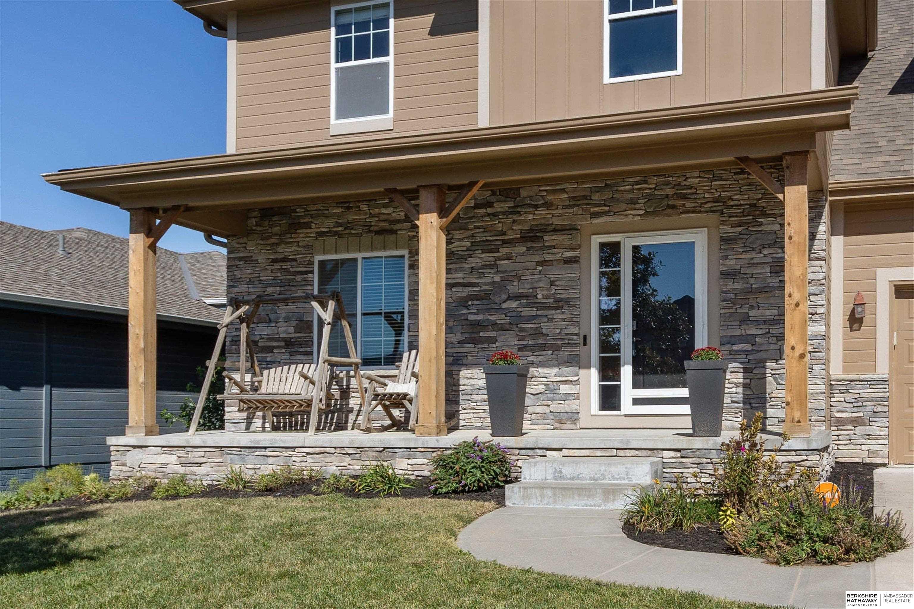 Bennington, Nebraska 68007, United States, 5 Bedrooms Bedrooms, ,3 BathroomsBathrooms,Residential,Active,226333