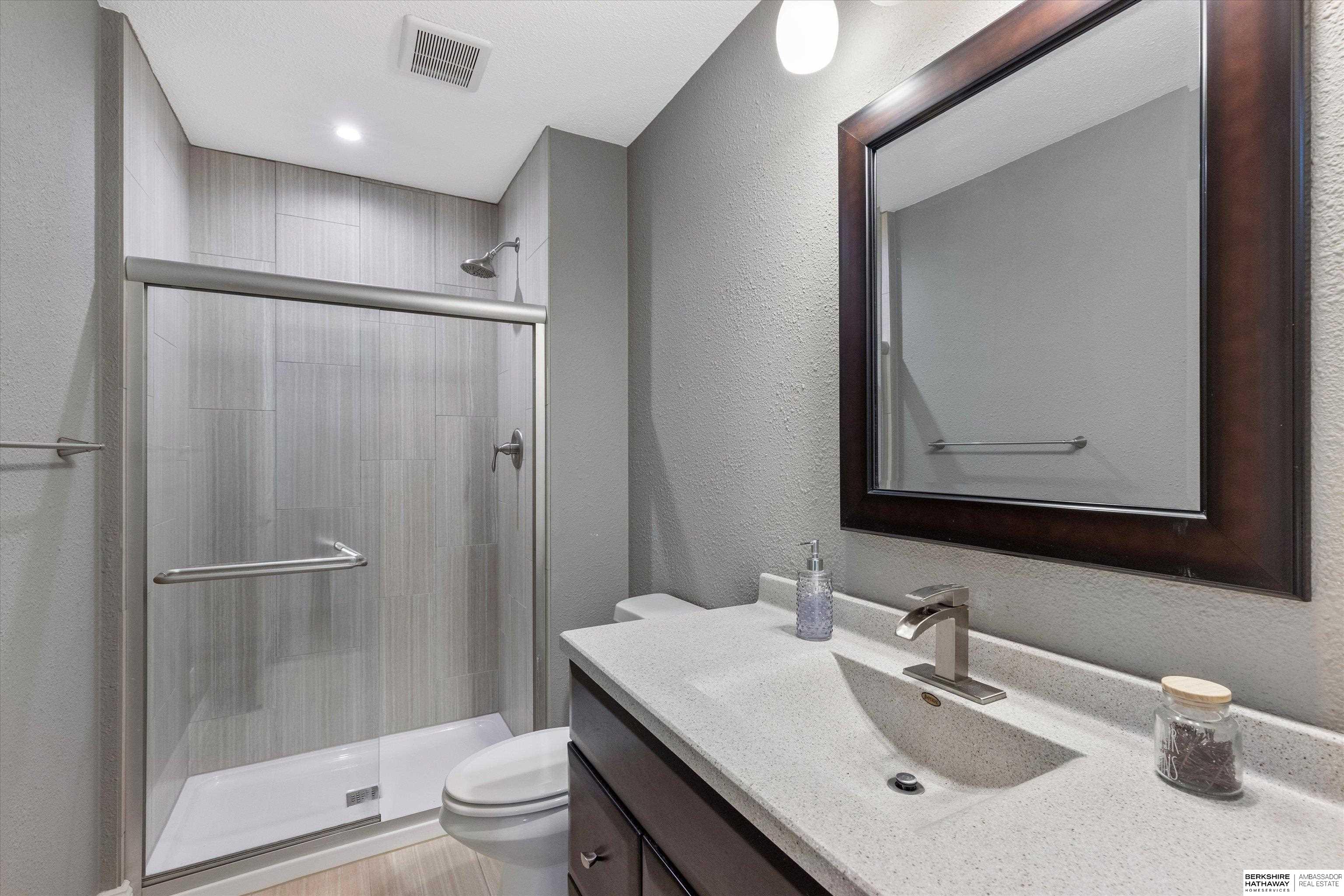 Bennington, Nebraska 68007, United States, 5 Bedrooms Bedrooms, ,3 BathroomsBathrooms,Residential,Active,226333