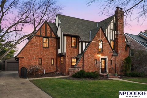 Photo of 673 N 57 Street, Omaha, NE 68132 (MLS # 22607468)