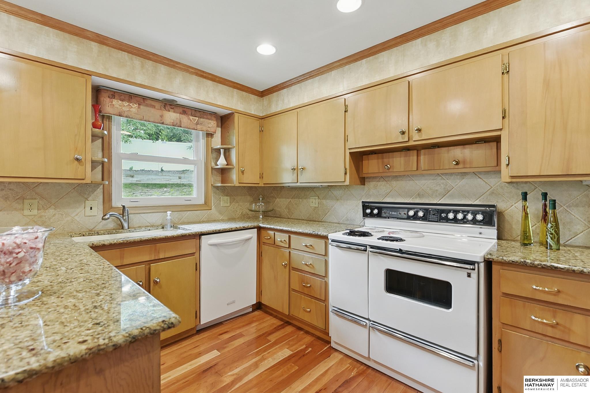 Omaha, Nebraska 68132, United States, 3 Bedrooms Bedrooms, ,3 BathroomsBathrooms,Residential,Active,147679