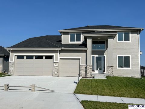 Photo of 5411 N 209 Avenue, Elkhorn, NE 68022 (MLS # 22507616)