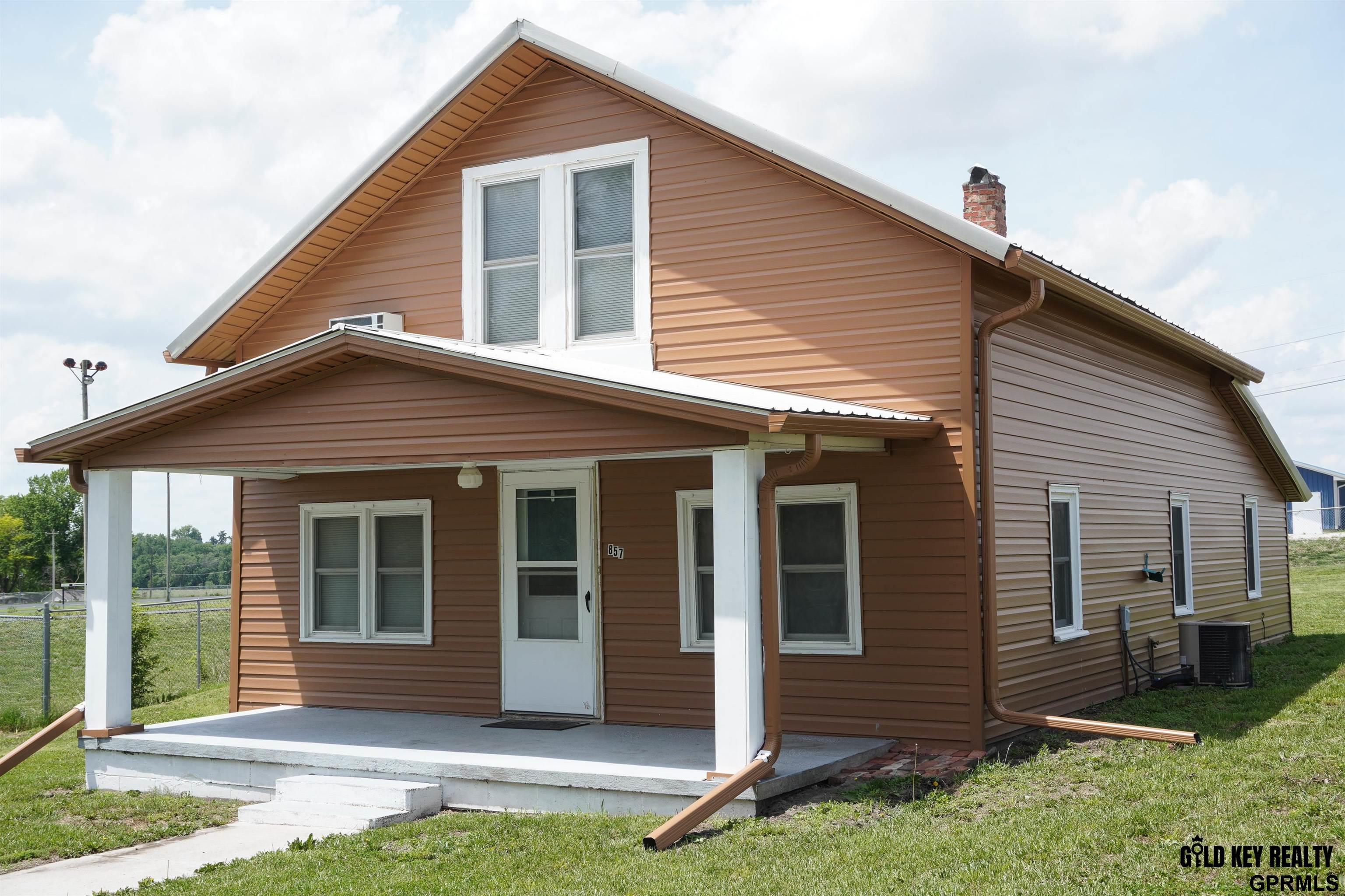Photo 1 of 18 — 857 Longbranch Street, Humboldt, NE 68376