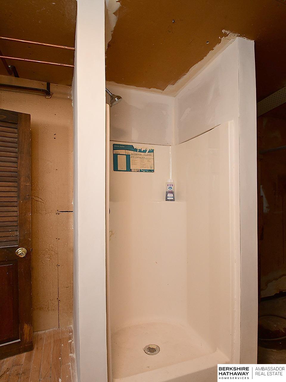 Omaha, Nebraska 68104, United States, 4 Bedrooms Bedrooms, ,2 BathroomsBathrooms,Residential,Active,125935