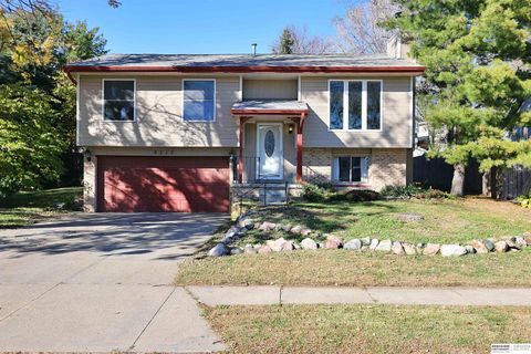Photo of 8212 Bondesson Street, Omaha, NE 68122 (MLS # 22532001)