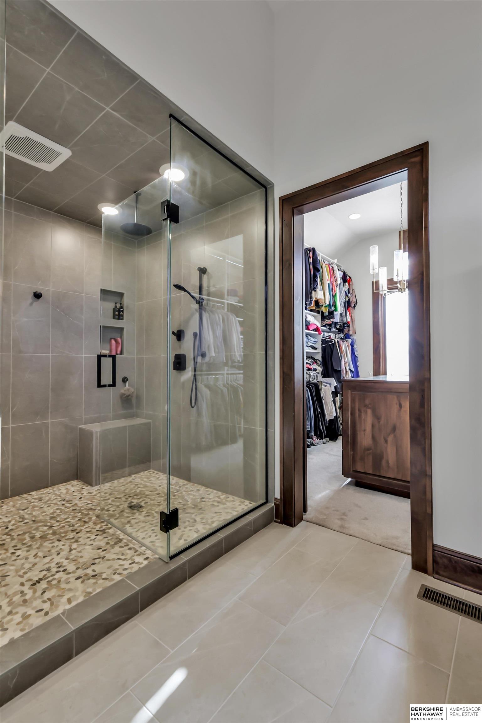 Elkhorn, Nebraska 68022, United States, 6 Bedrooms Bedrooms, ,4 BathroomsBathrooms,Residential,Pending,120163