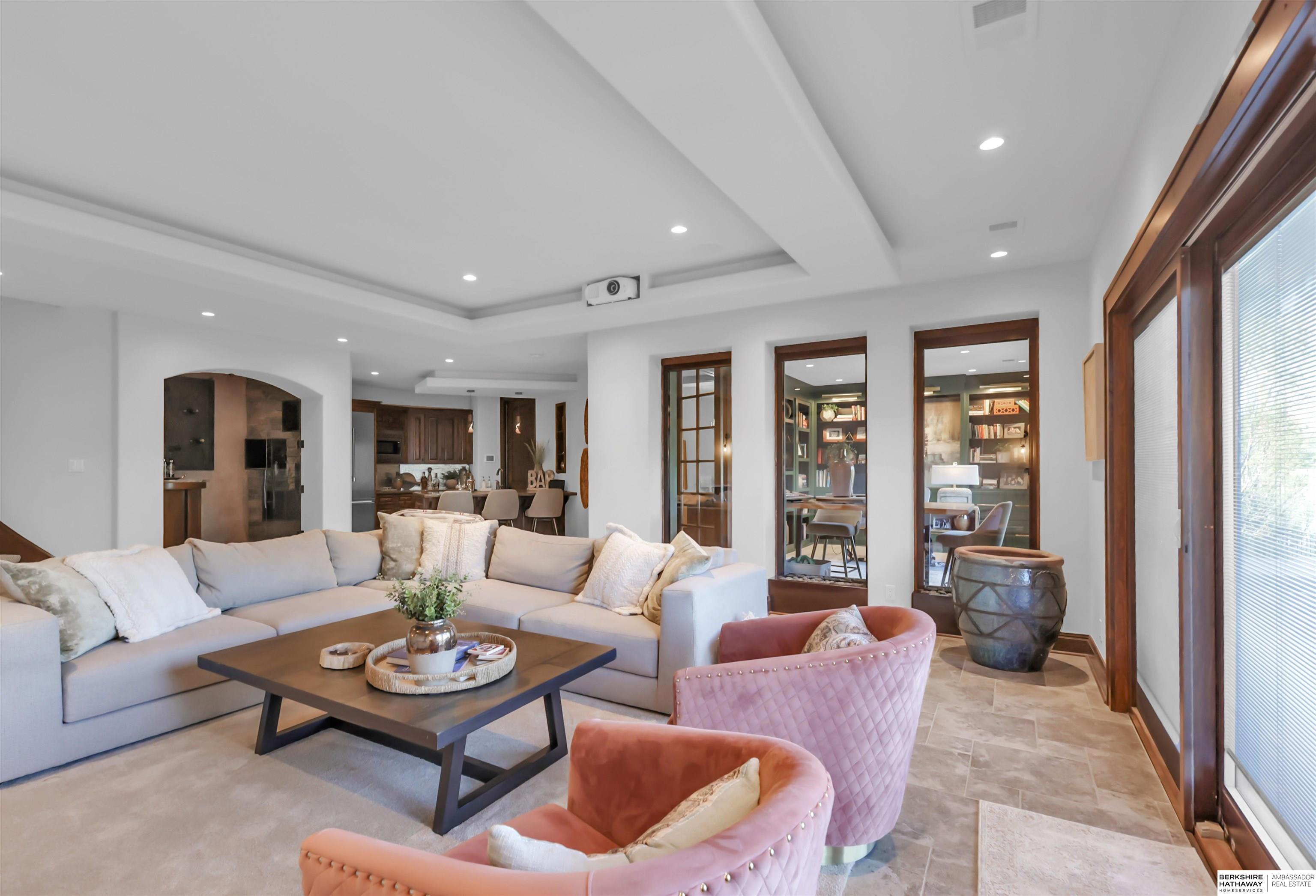 Elkhorn, Nebraska 68022, United States, 6 Bedrooms Bedrooms, ,4 BathroomsBathrooms,Residential,Pending,120163