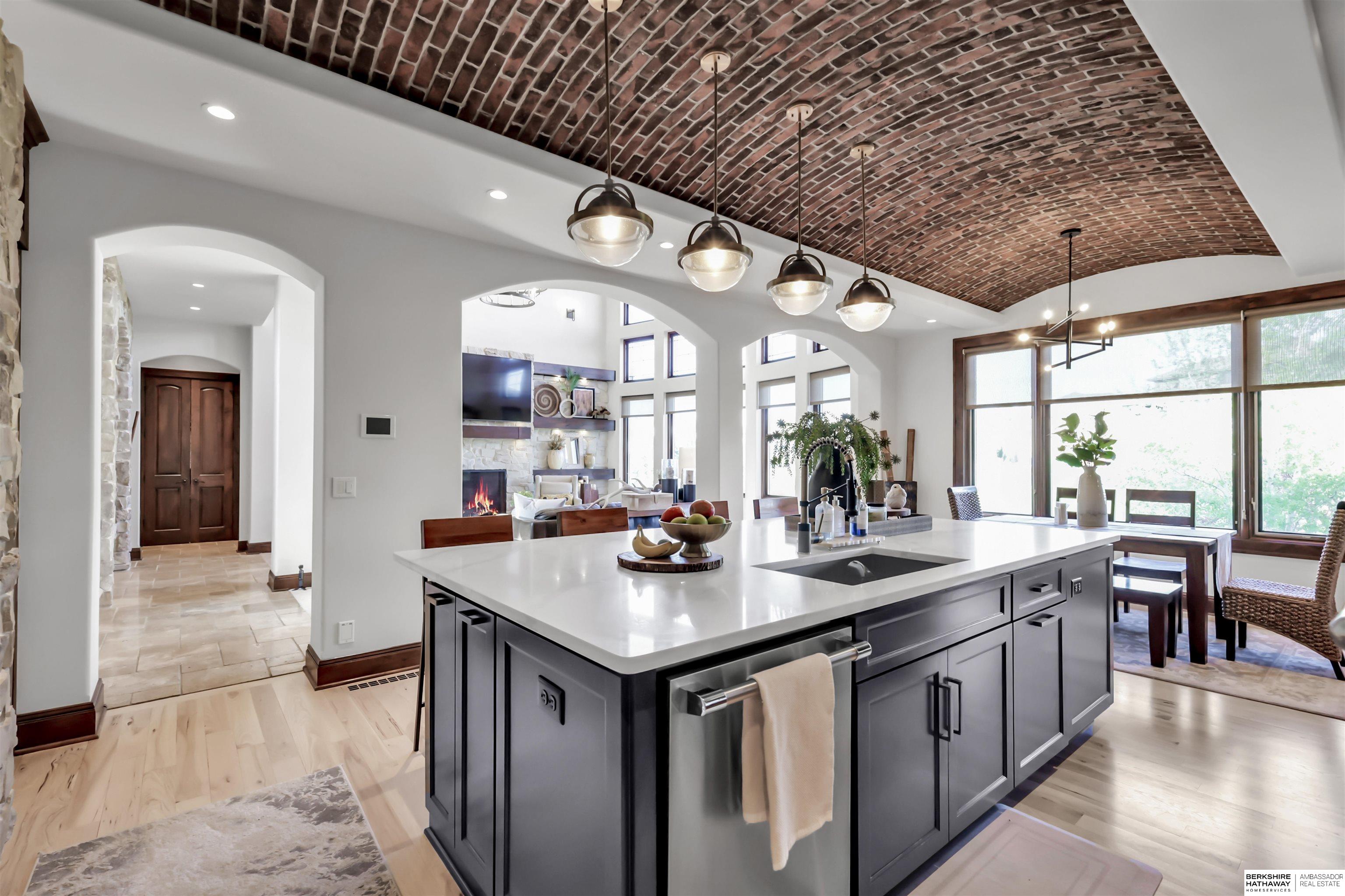 Elkhorn, Nebraska 68022, United States, 6 Bedrooms Bedrooms, ,4 BathroomsBathrooms,Residential,Pending,120163