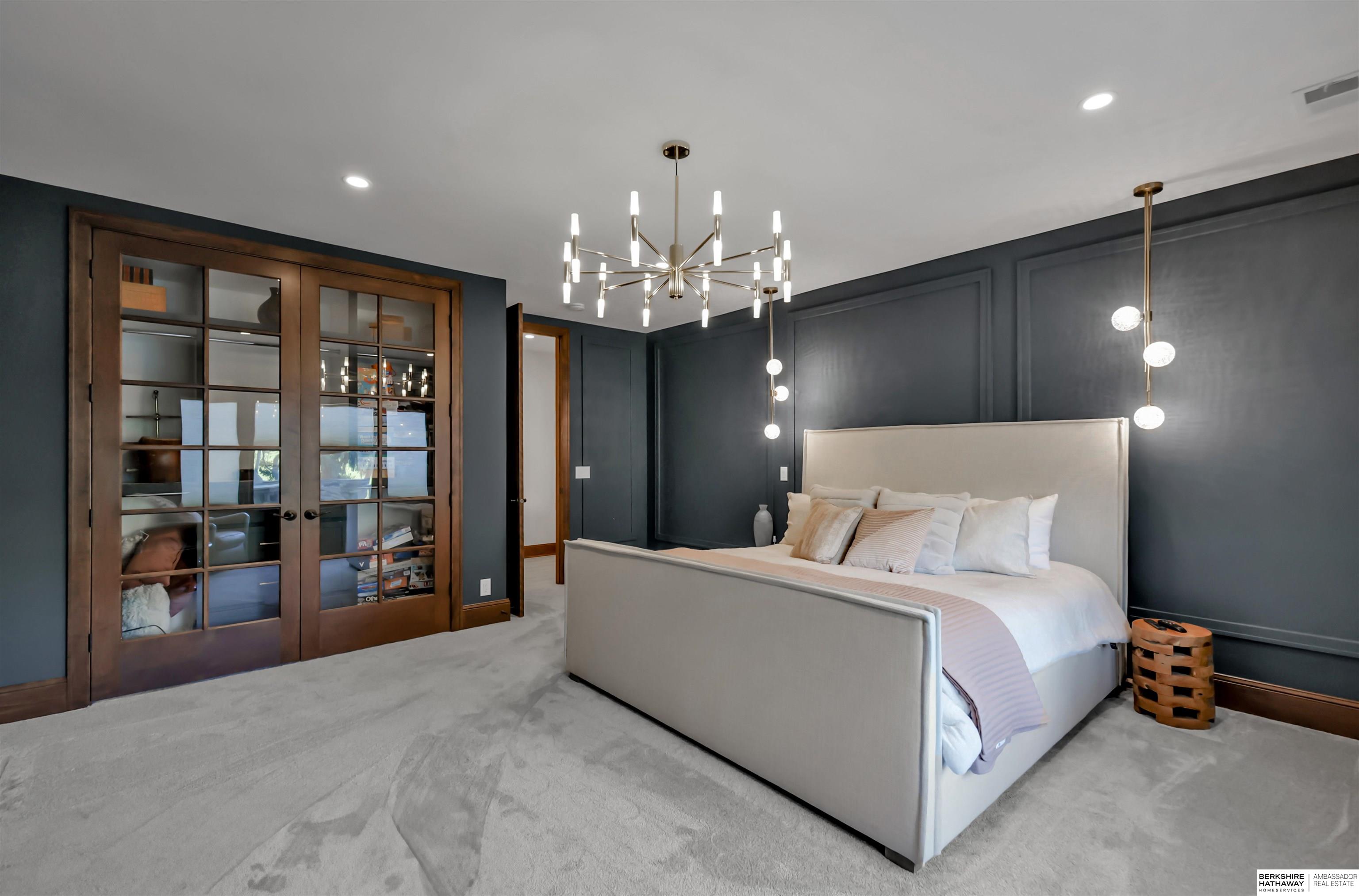 Elkhorn, Nebraska 68022, United States, 6 Bedrooms Bedrooms, ,4 BathroomsBathrooms,Residential,Pending,120163