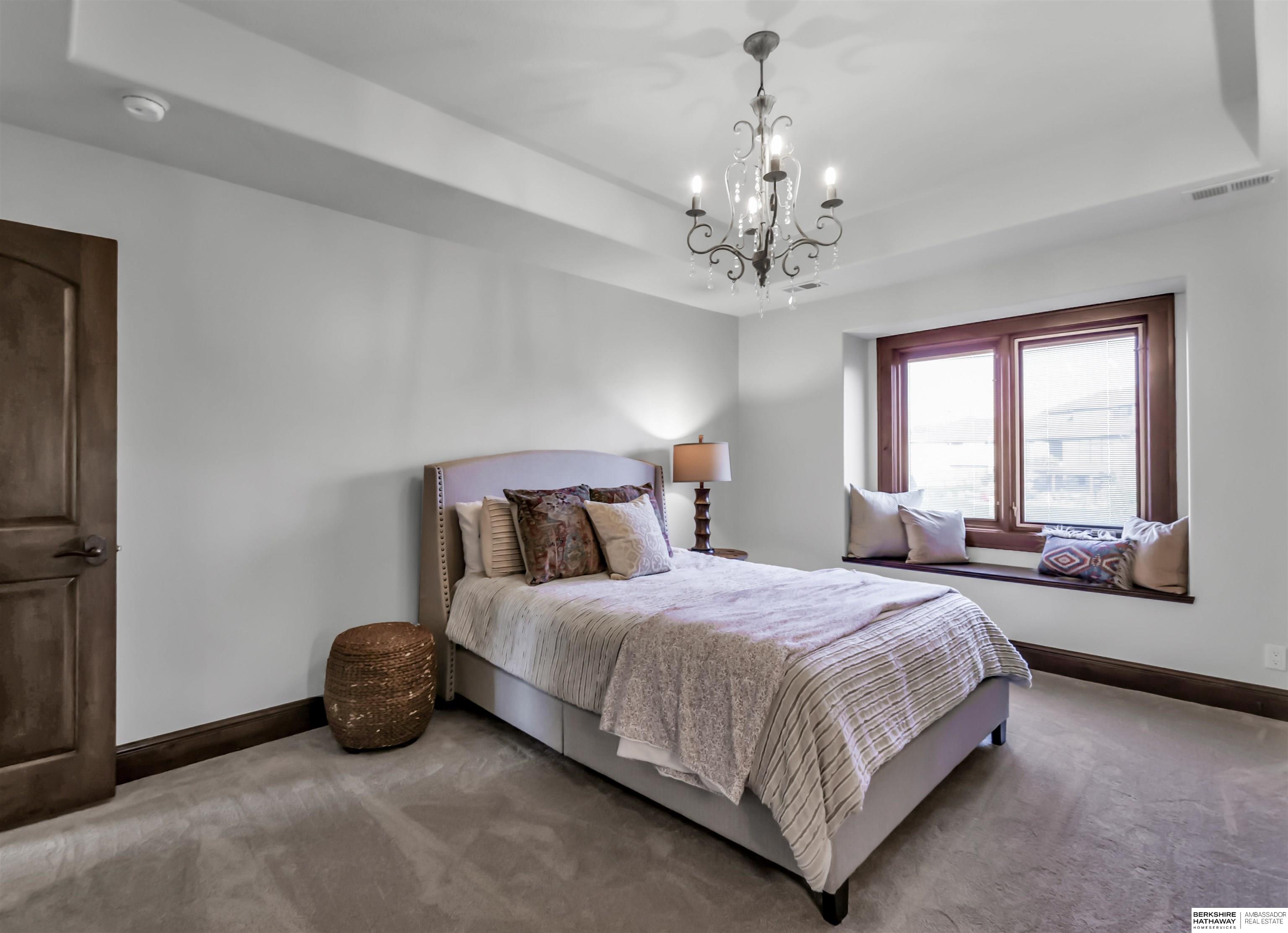 Elkhorn, Nebraska 68022, United States, 6 Bedrooms Bedrooms, ,4 BathroomsBathrooms,Residential,Pending,120163