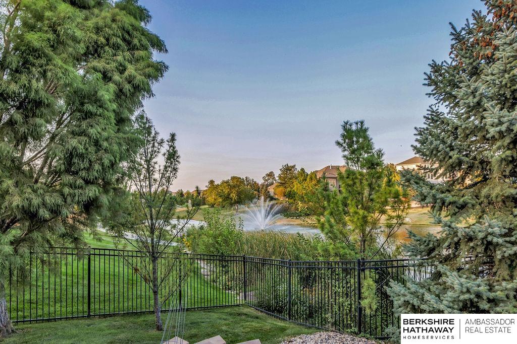 Elkhorn, Nebraska 68022, United States, 6 Bedrooms Bedrooms, ,4 BathroomsBathrooms,Residential,Pending,120163