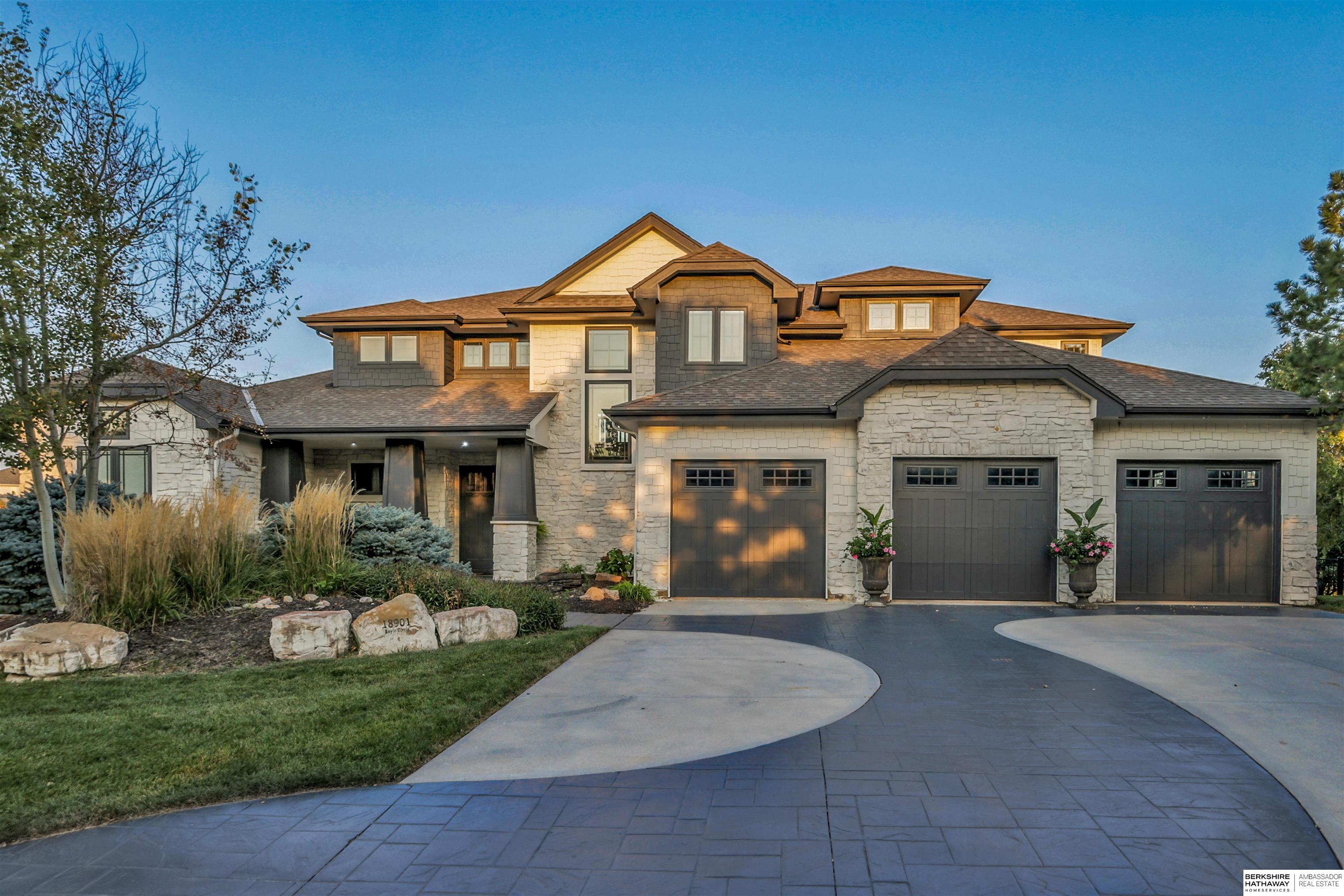 Elkhorn, Nebraska 68022, United States, 6 Bedrooms Bedrooms, ,4 BathroomsBathrooms,Residential,Pending,120163 Elkhorn, Nebraska 68022, United States, 6 Bedrooms Bedrooms, ,4 BathroomsBathrooms,Residential,Pending,120163