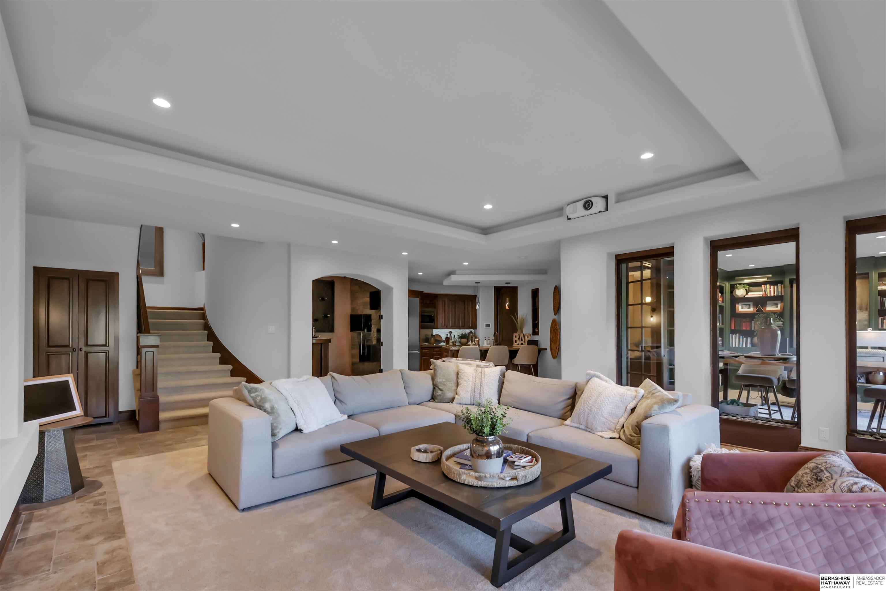 Elkhorn, Nebraska 68022, United States, 6 Bedrooms Bedrooms, ,4 BathroomsBathrooms,Residential,Pending,120163