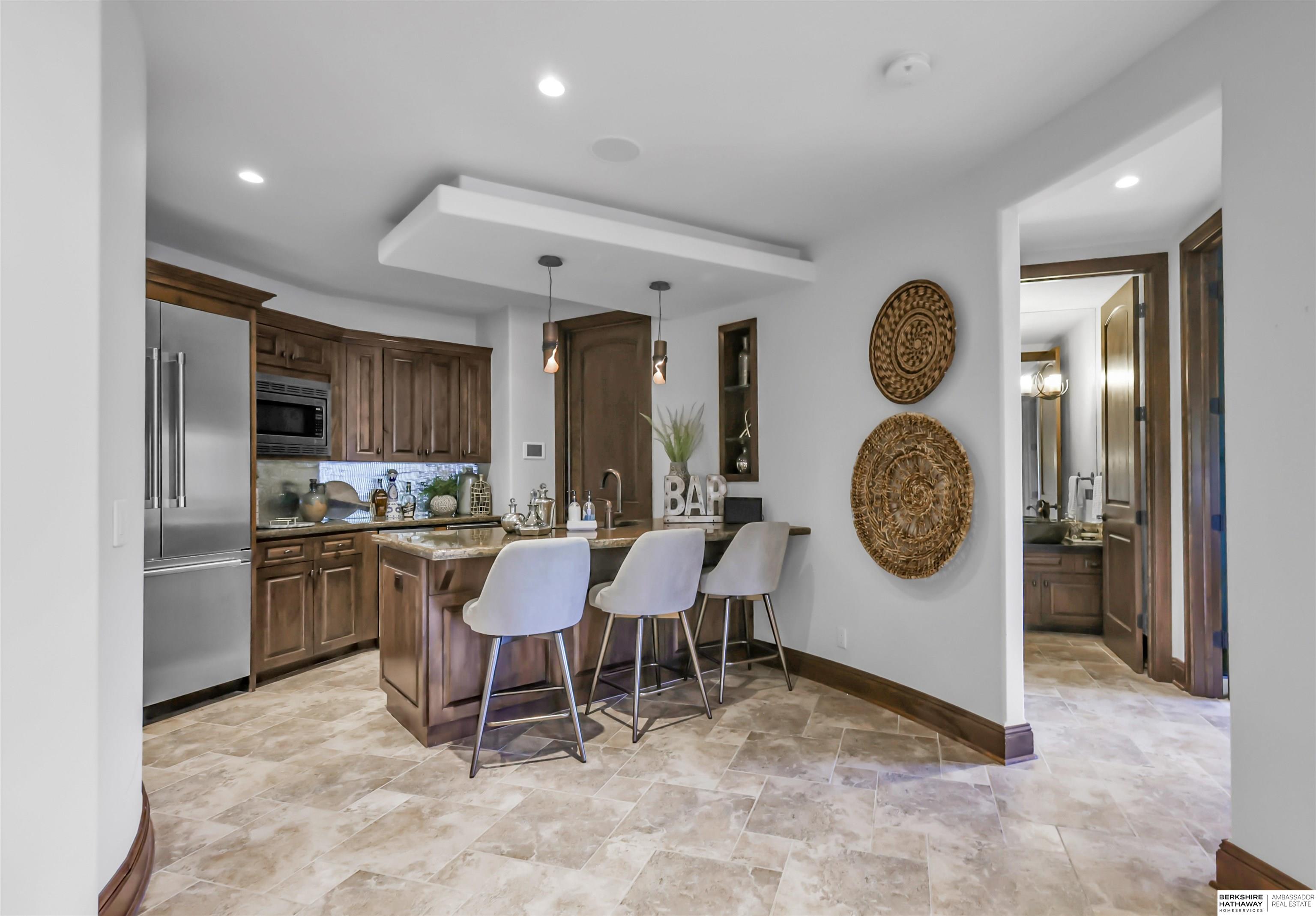 Elkhorn, Nebraska 68022, United States, 6 Bedrooms Bedrooms, ,4 BathroomsBathrooms,Residential,Pending,120163