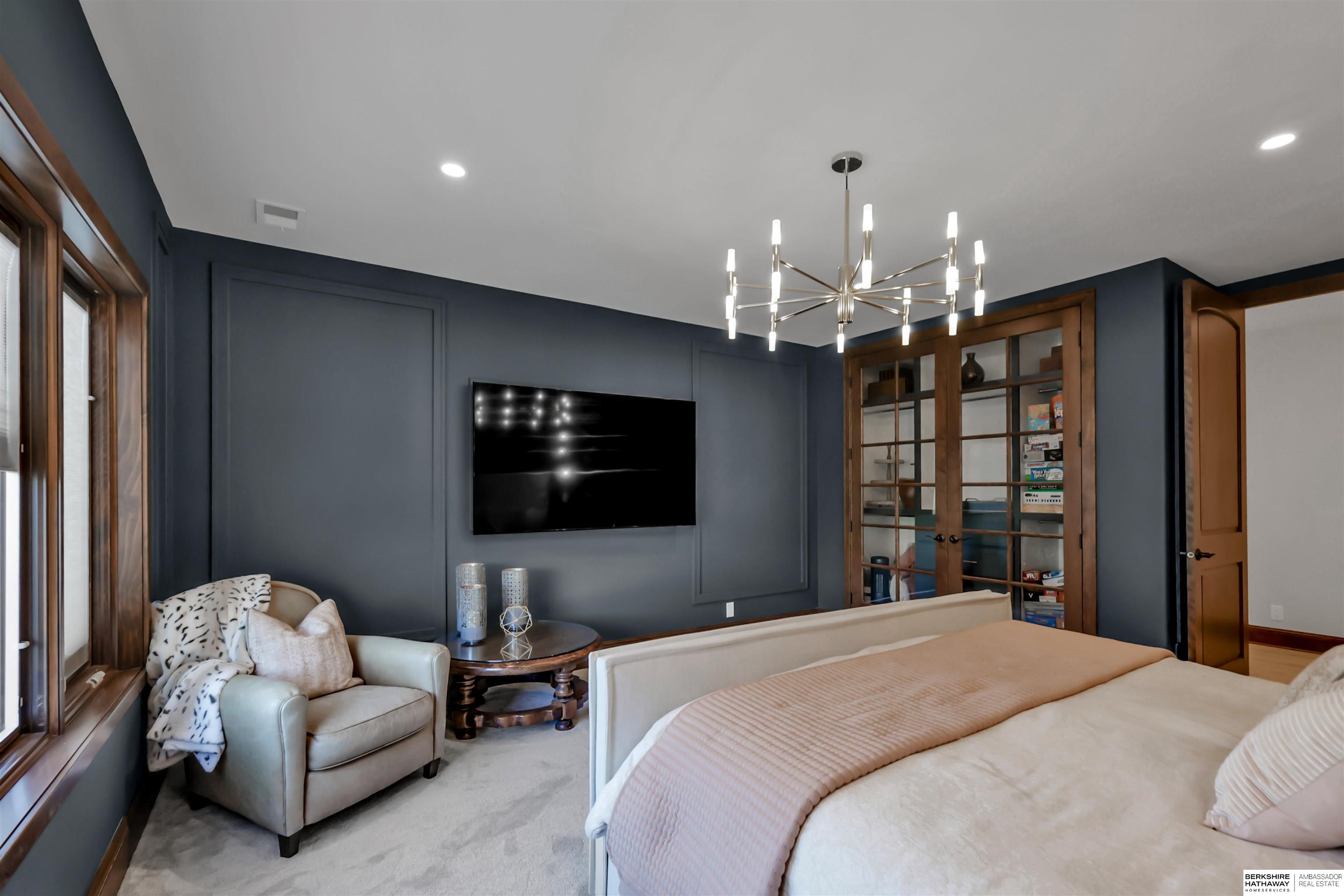 Elkhorn, Nebraska 68022, United States, 6 Bedrooms Bedrooms, ,4 BathroomsBathrooms,Residential,Pending,120163