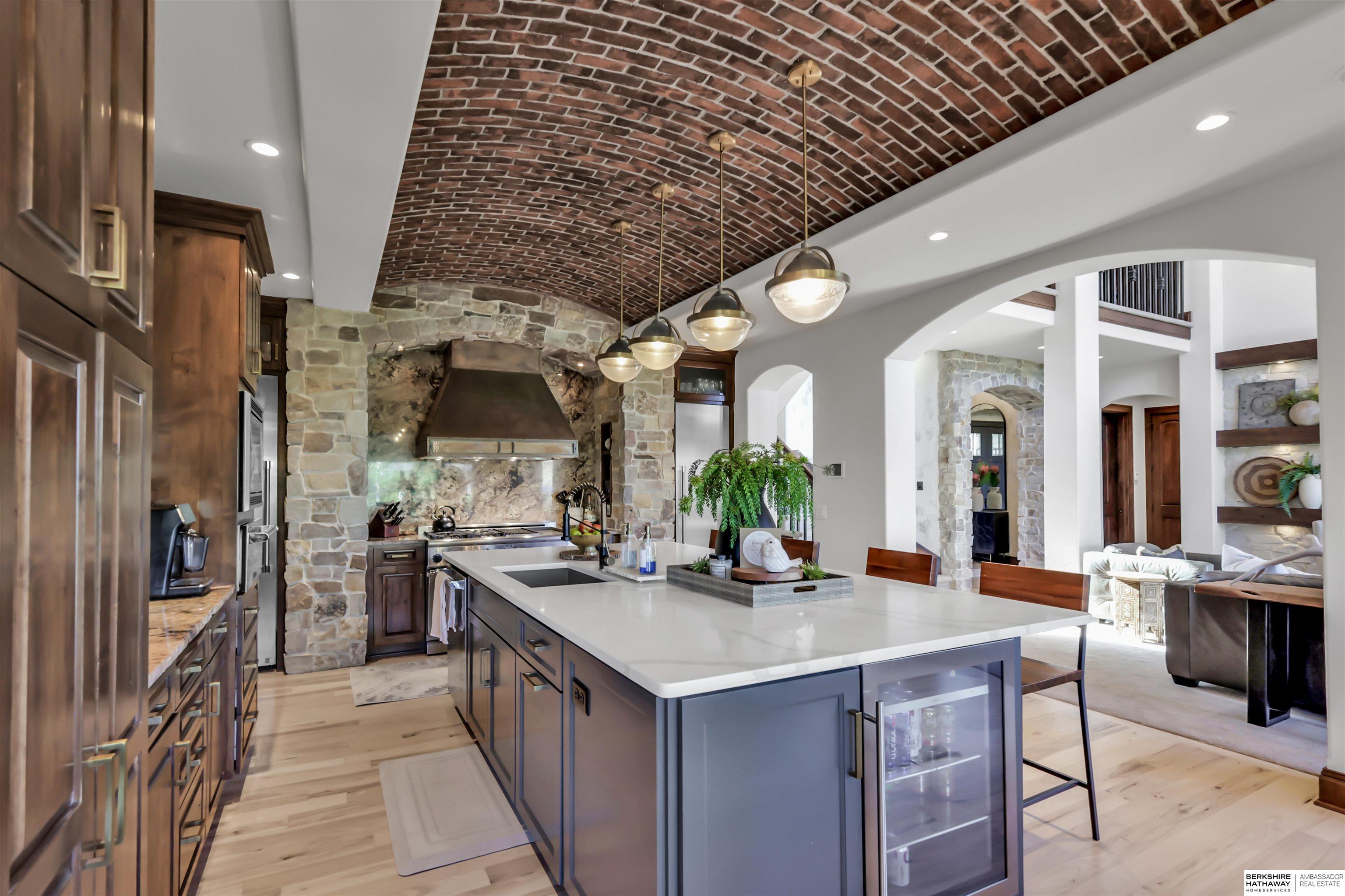 Elkhorn, Nebraska 68022, United States, 6 Bedrooms Bedrooms, ,4 BathroomsBathrooms,Residential,Pending,120163