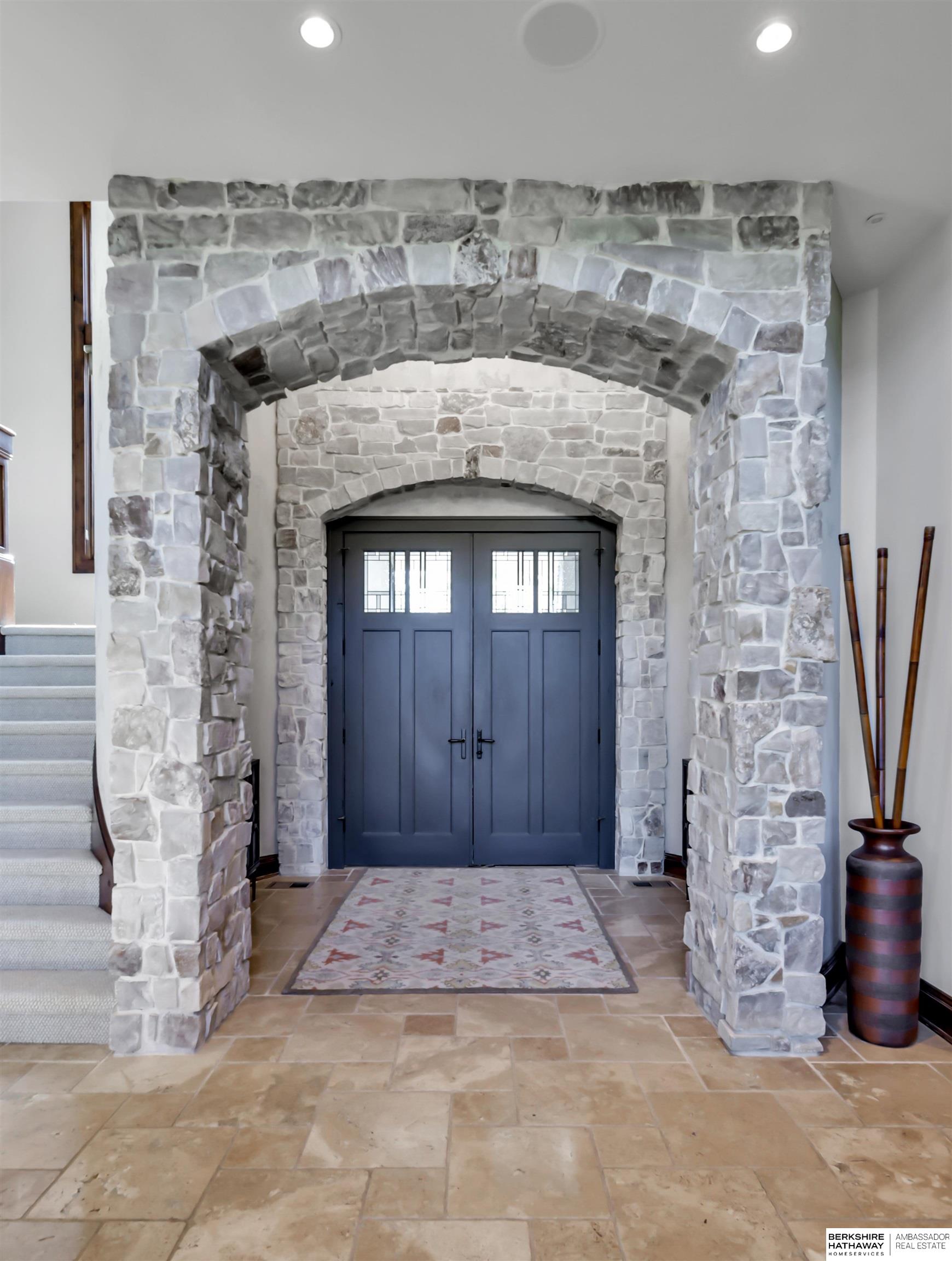 Elkhorn, Nebraska 68022, United States, 6 Bedrooms Bedrooms, ,4 BathroomsBathrooms,Residential,Pending,120163