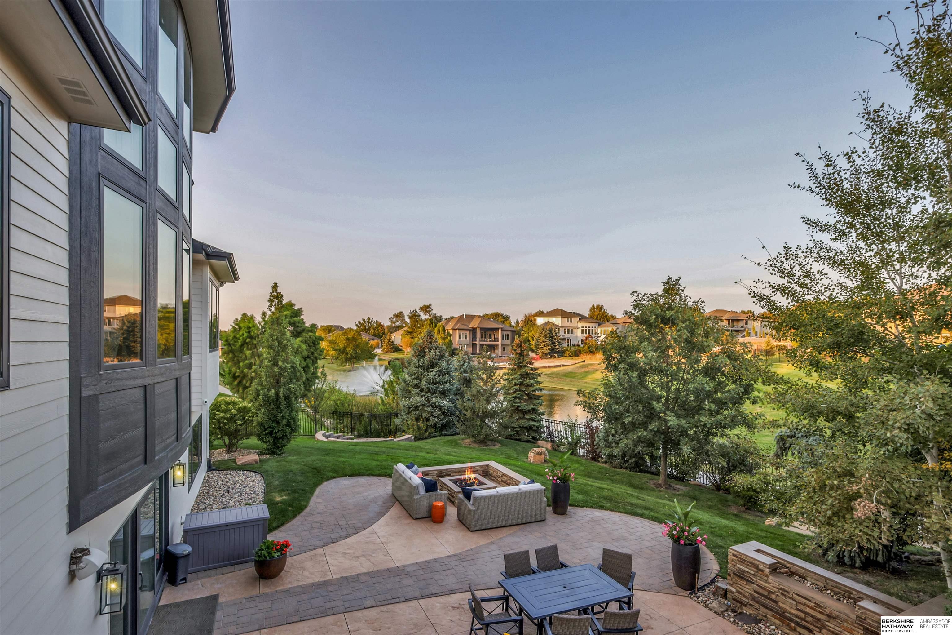 Elkhorn, Nebraska 68022, United States, 6 Bedrooms Bedrooms, ,4 BathroomsBathrooms,Residential,Pending,120163