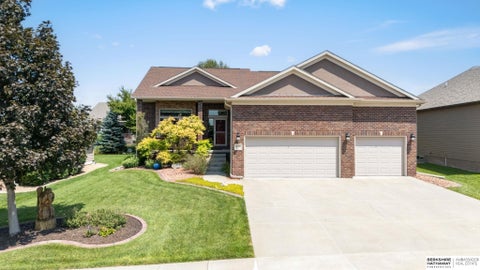 Photo of 8910 S 28 Street, Lincoln, NE 68516 (MLS # 22621562)