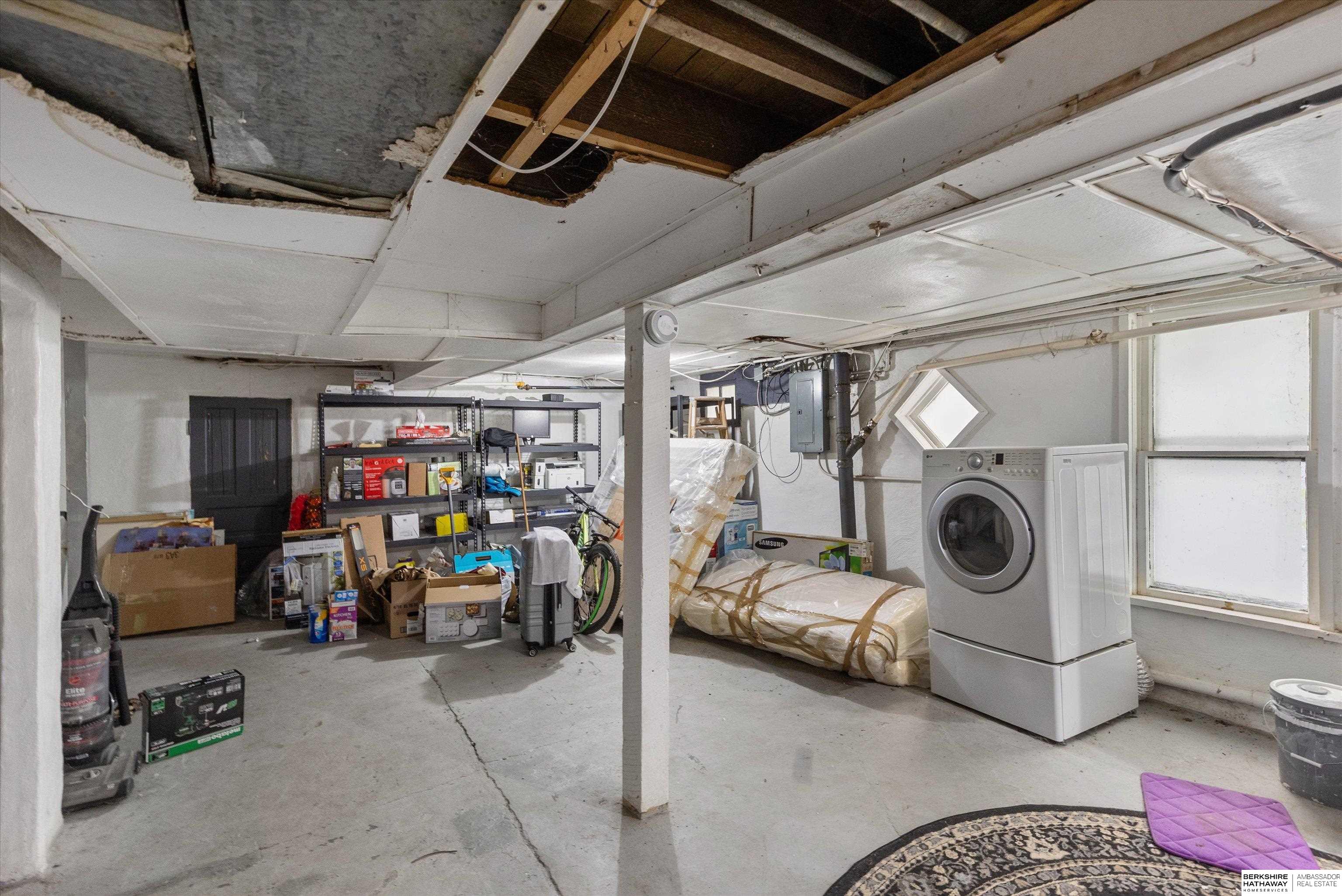 Omaha, Nebraska 68108, United States, 3 Bedrooms Bedrooms, ,2 BathroomsBathrooms,Residential,Active,175968