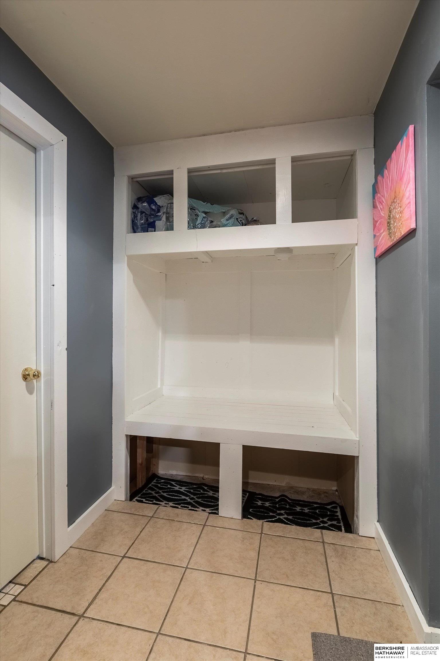 Omaha, Nebraska 68132, United States, 2 Bedrooms Bedrooms, ,2 BathroomsBathrooms,Residential,Pending,140024