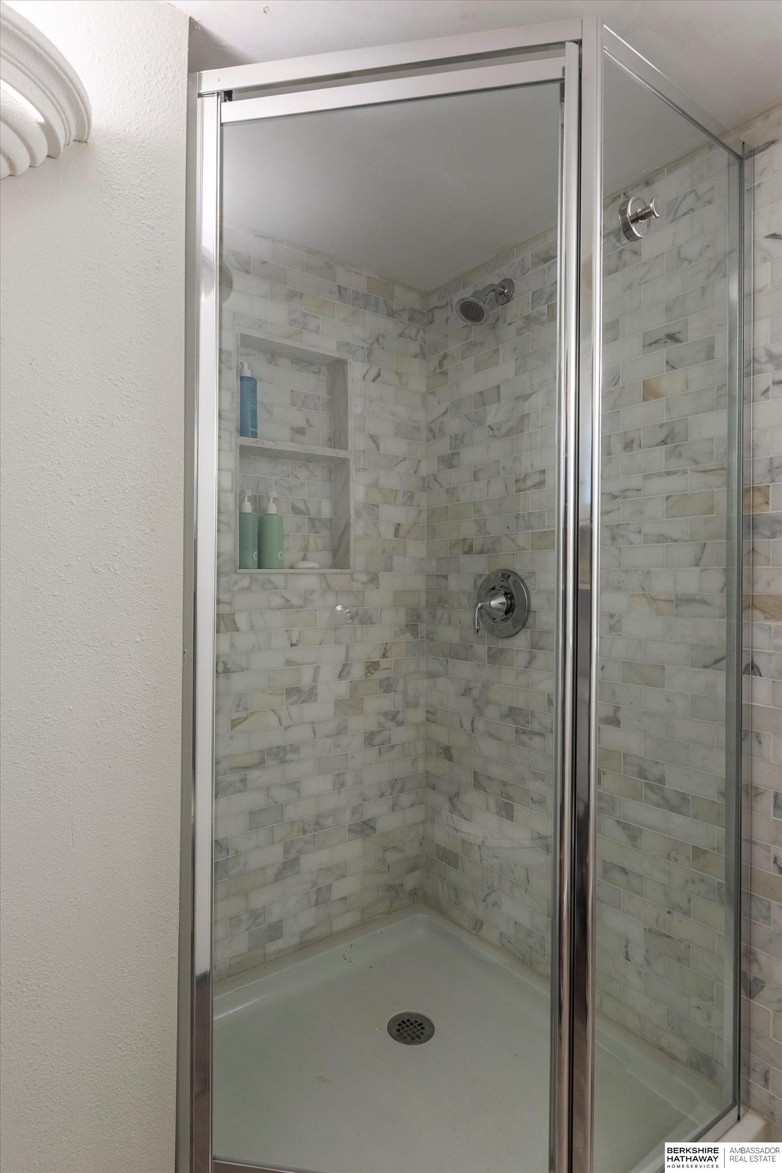 Omaha, Nebraska 68132, United States, 2 Bedrooms Bedrooms, ,2 BathroomsBathrooms,Residential,Pending,140024