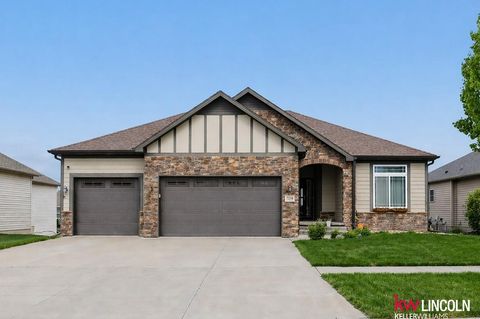 Photo of 7256 Rutha Lane, Lincoln, NE 68516 (MLS # 22611178)