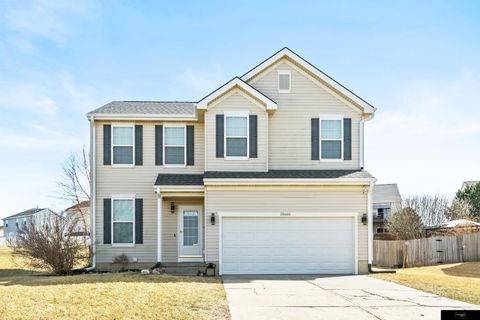 Photo of 10601 Craig Street, Omaha, NE 68122 (MLS # 22608235)