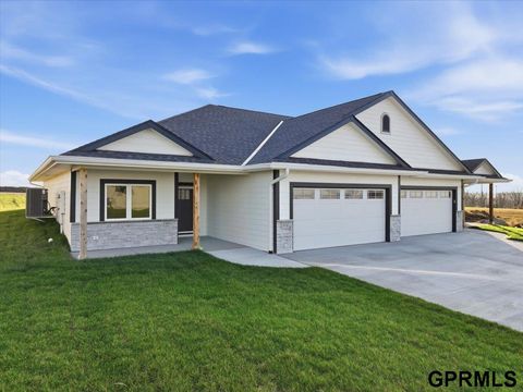 Photo of 212 St. Andrews Loop, Malvern, IA 51551 (MLS # 22534377)