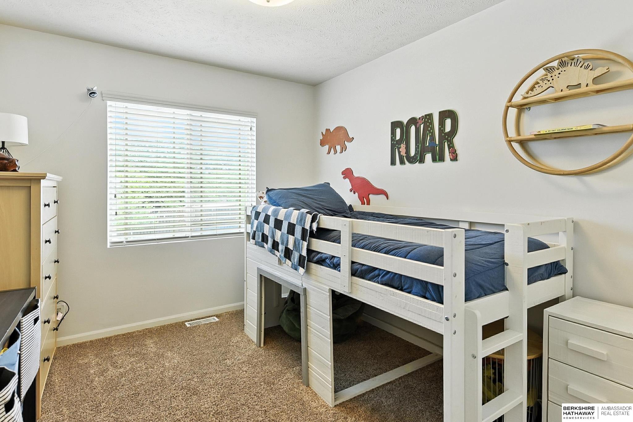 Omaha, Nebraska 68135, United States, 3 Bedrooms Bedrooms, ,2 BathroomsBathrooms,Residential,Active,179288