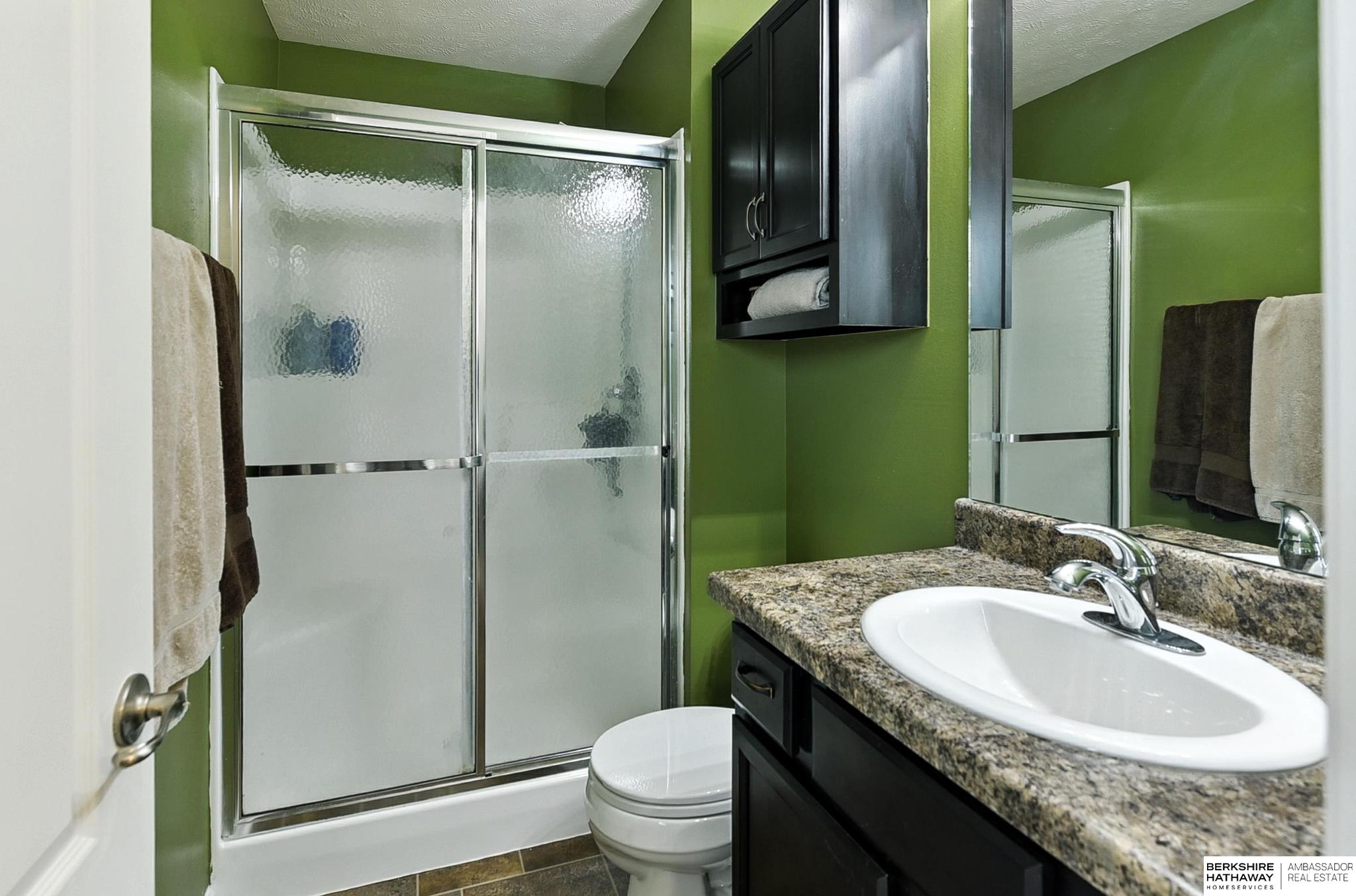 Omaha, Nebraska 68135, United States, 3 Bedrooms Bedrooms, ,2 BathroomsBathrooms,Residential,Active,179288