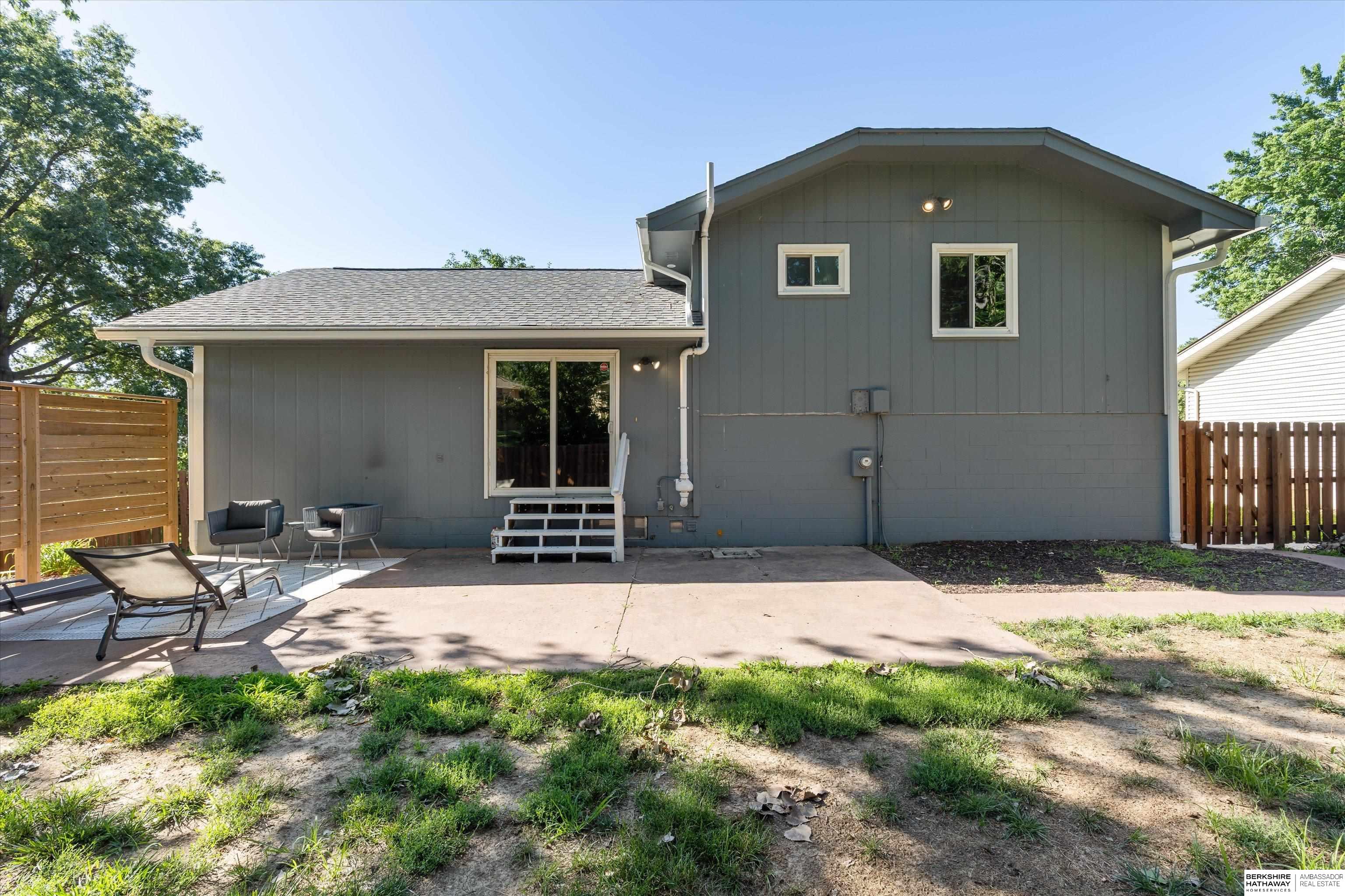 Omaha, Nebraska 68164, United States, 3 Bedrooms Bedrooms, ,2 BathroomsBathrooms,Residential,Active,163557