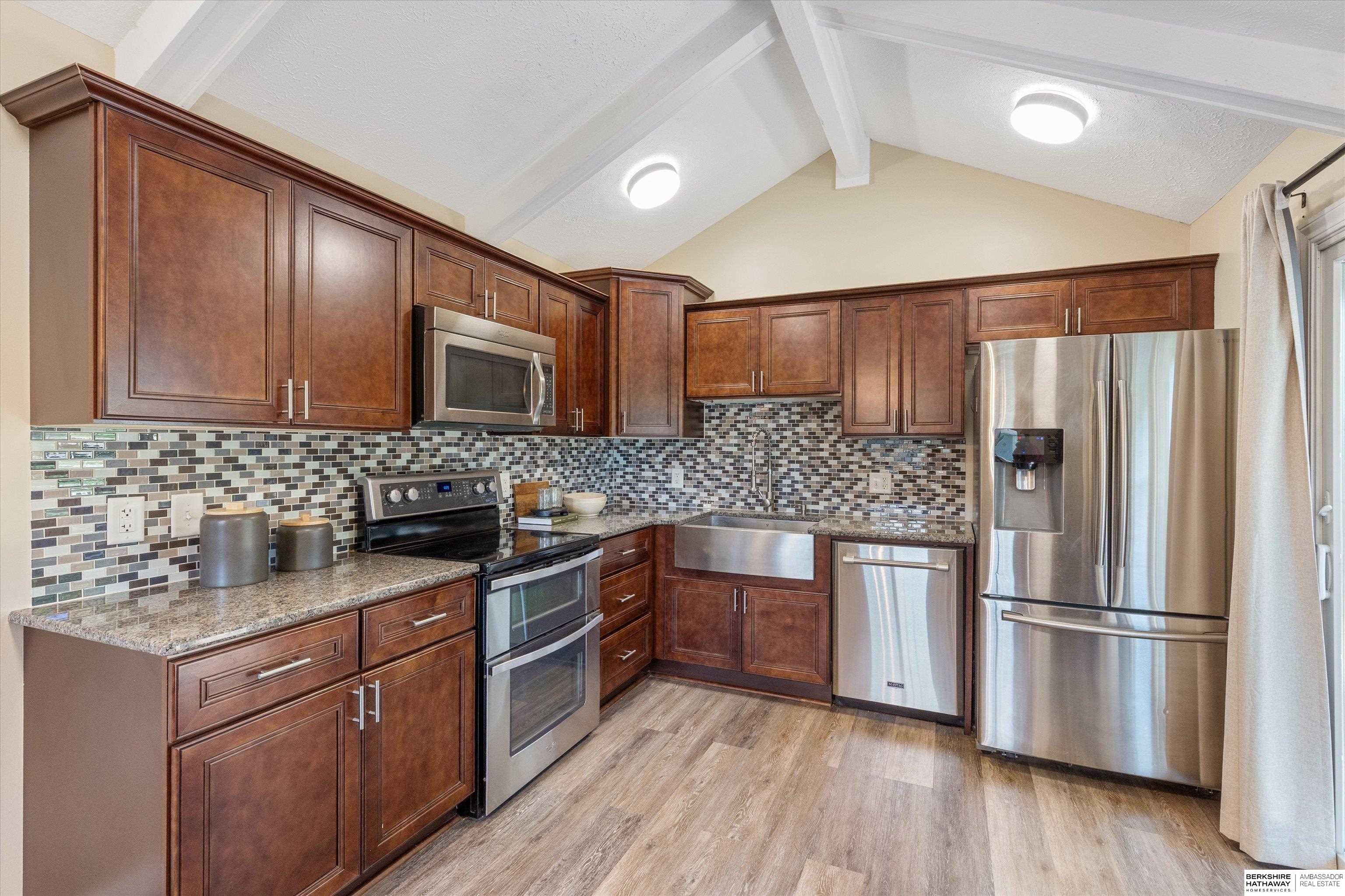 Omaha, Nebraska 68164, United States, 3 Bedrooms Bedrooms, ,2 BathroomsBathrooms,Residential,Active,163557