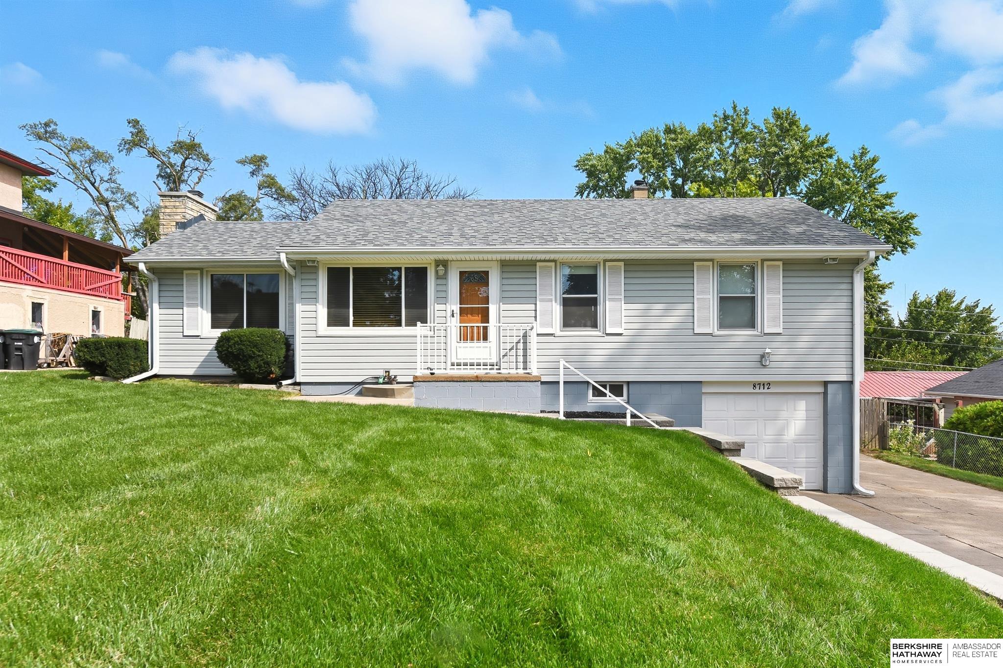 Omaha, Nebraska 68114, United States, 3 Bedrooms Bedrooms, ,1 BathroomBathrooms,Residential,Active,215938