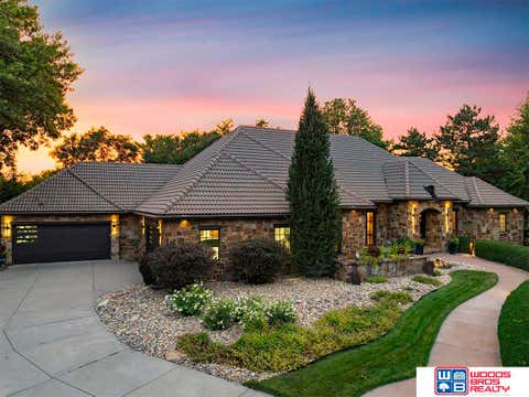 Photo of 6602 Pheasant Run Place, Lincoln, NE 68516 (MLS # 22624564)