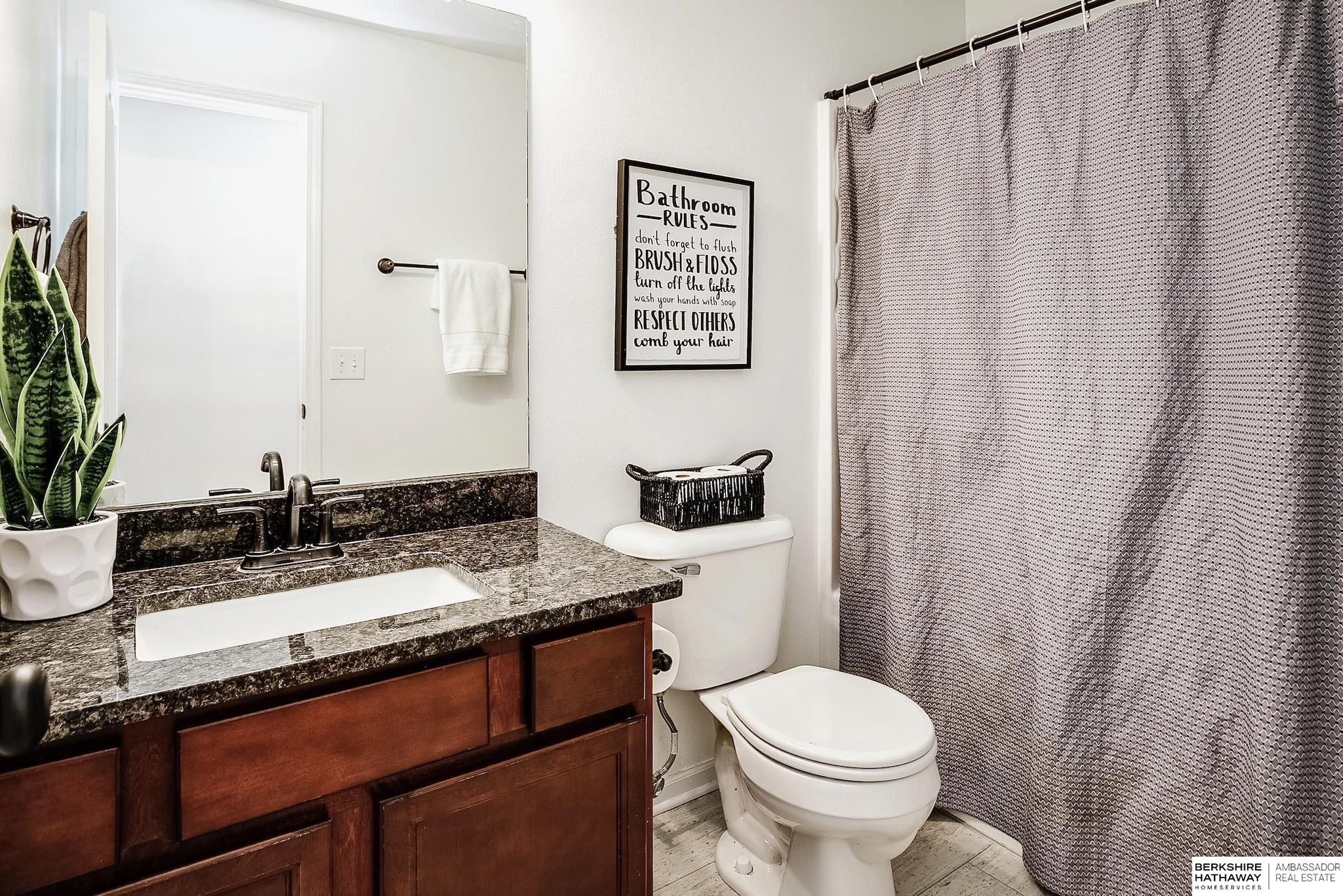 Omaha, Nebraska 68116, United States, 3 Bedrooms Bedrooms, ,2 BathroomsBathrooms,Residential,Active,217543